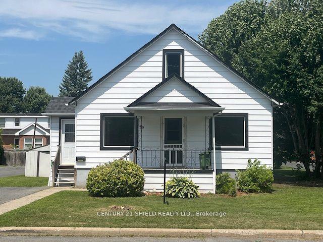 Photo 14 of 513 Fourth Street E, Cornwall, Cornwall — HOMEH