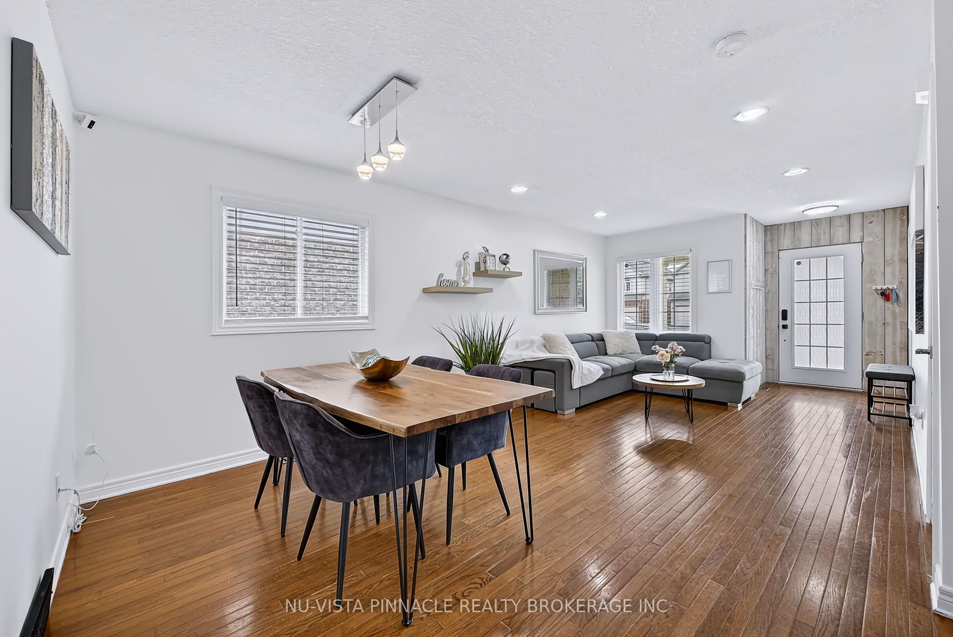 Photo 12 of 2871 Meadowgate Boulevard, London, South U — HOMEH