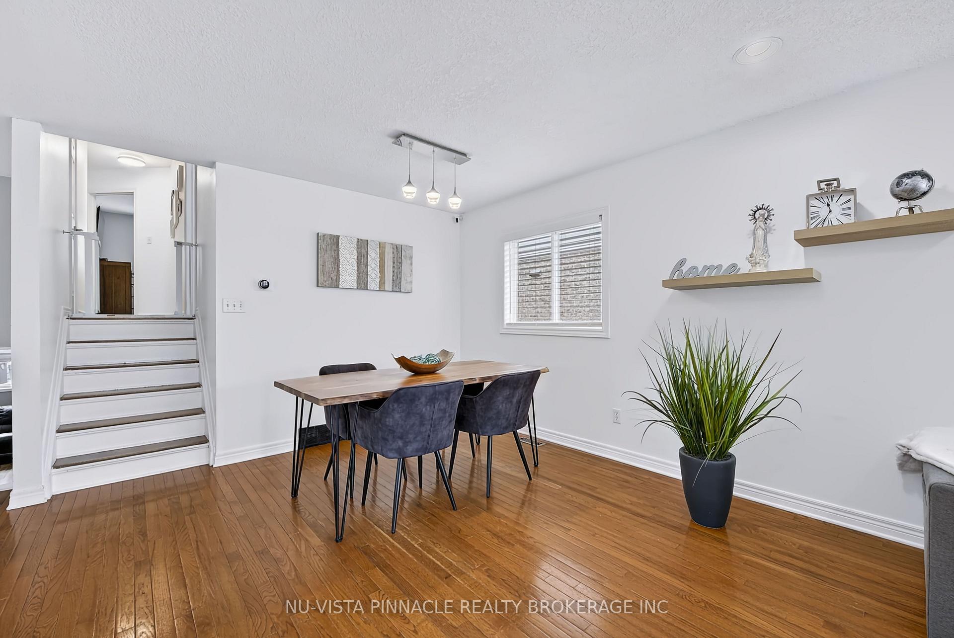 Photo 18 of 2871 Meadowgate Boulevard, London, South U — HOMEH