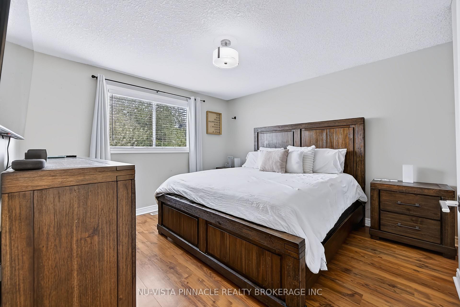 Photo 21 of 2871 Meadowgate Boulevard, London, South U — HOMEH