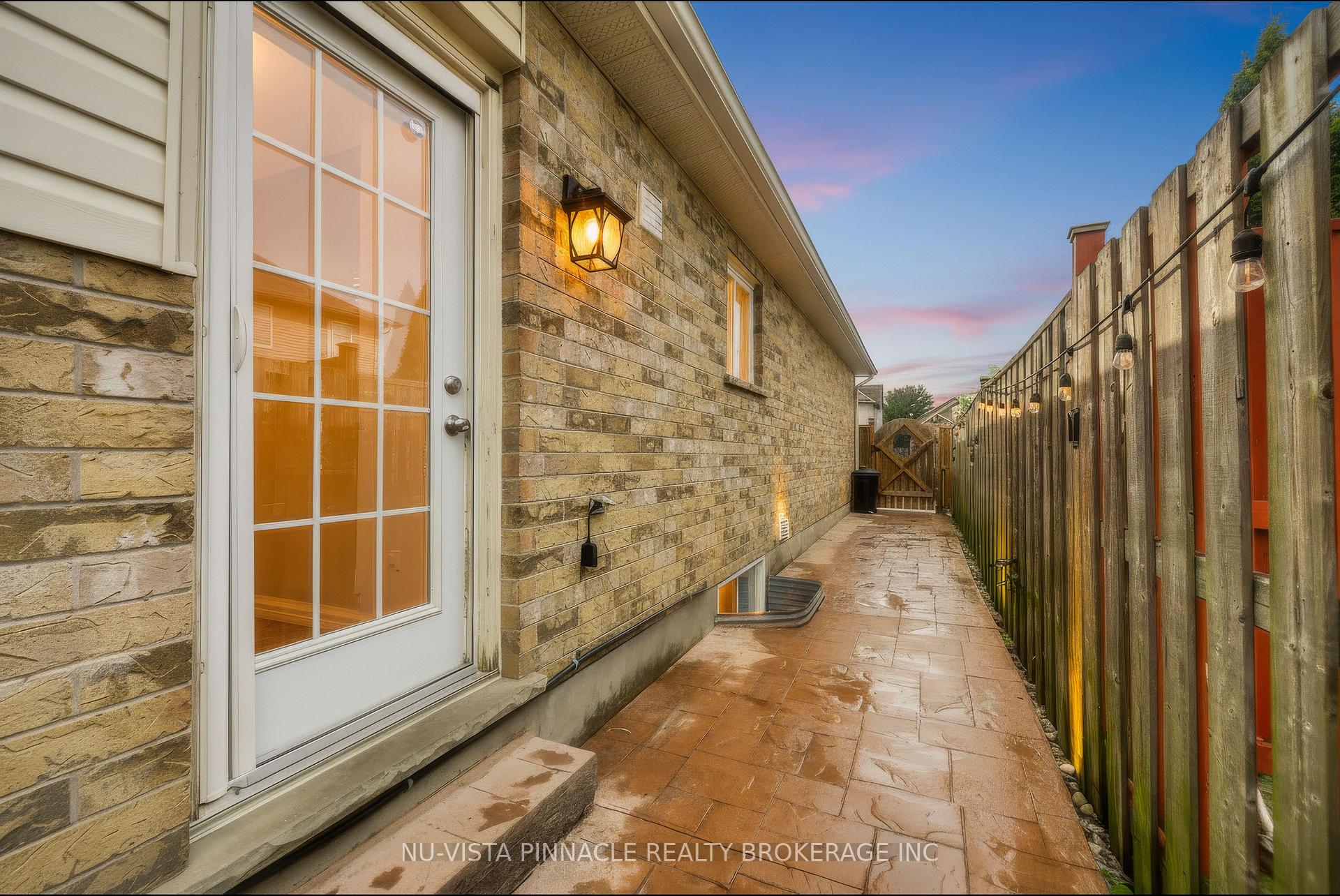 Photo 43 of 2871 Meadowgate Boulevard, London, South U — HOMEH