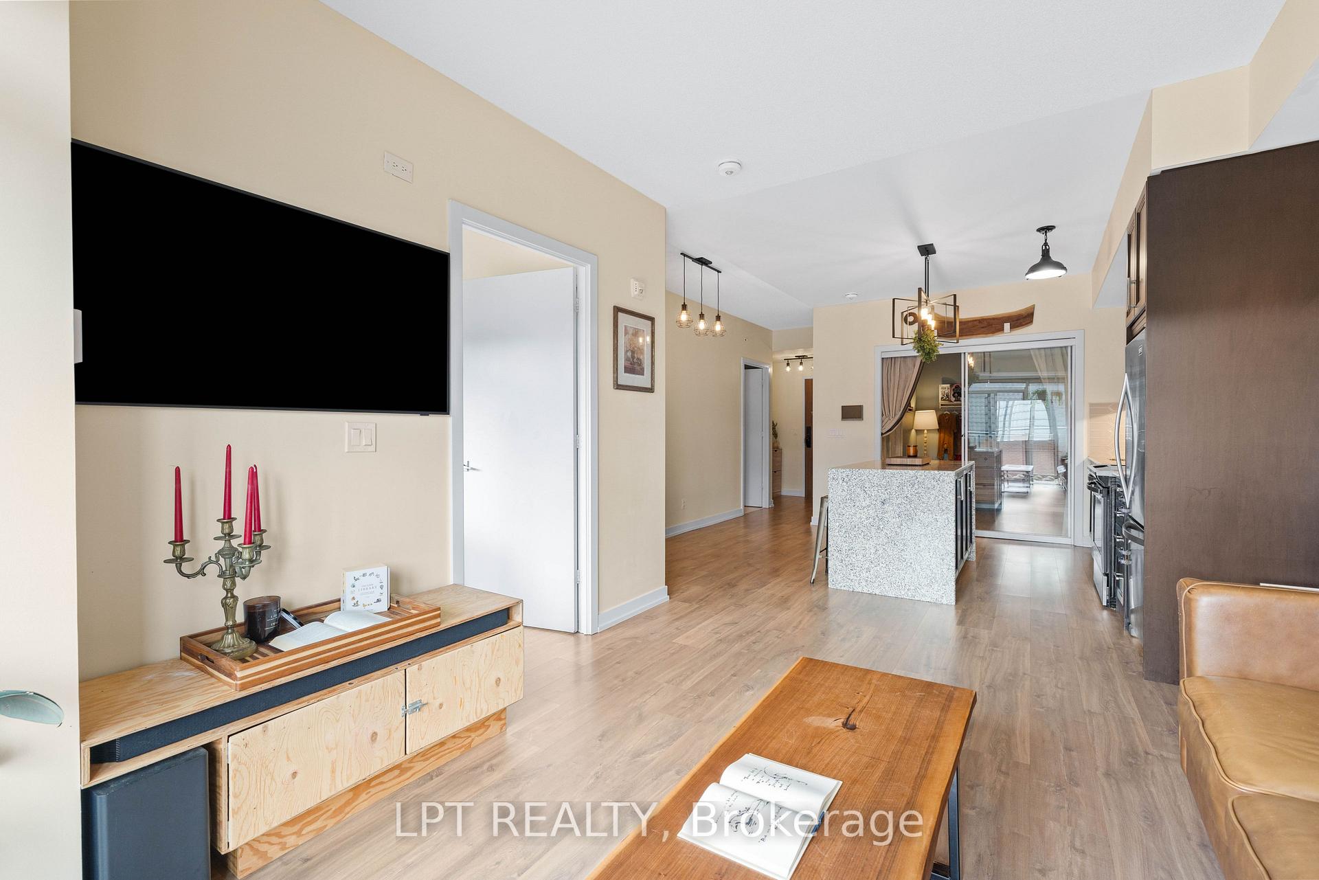 Photo 18 of Unit 303, 50 Ann Street, Caledon, Bolton West — HOMEH
