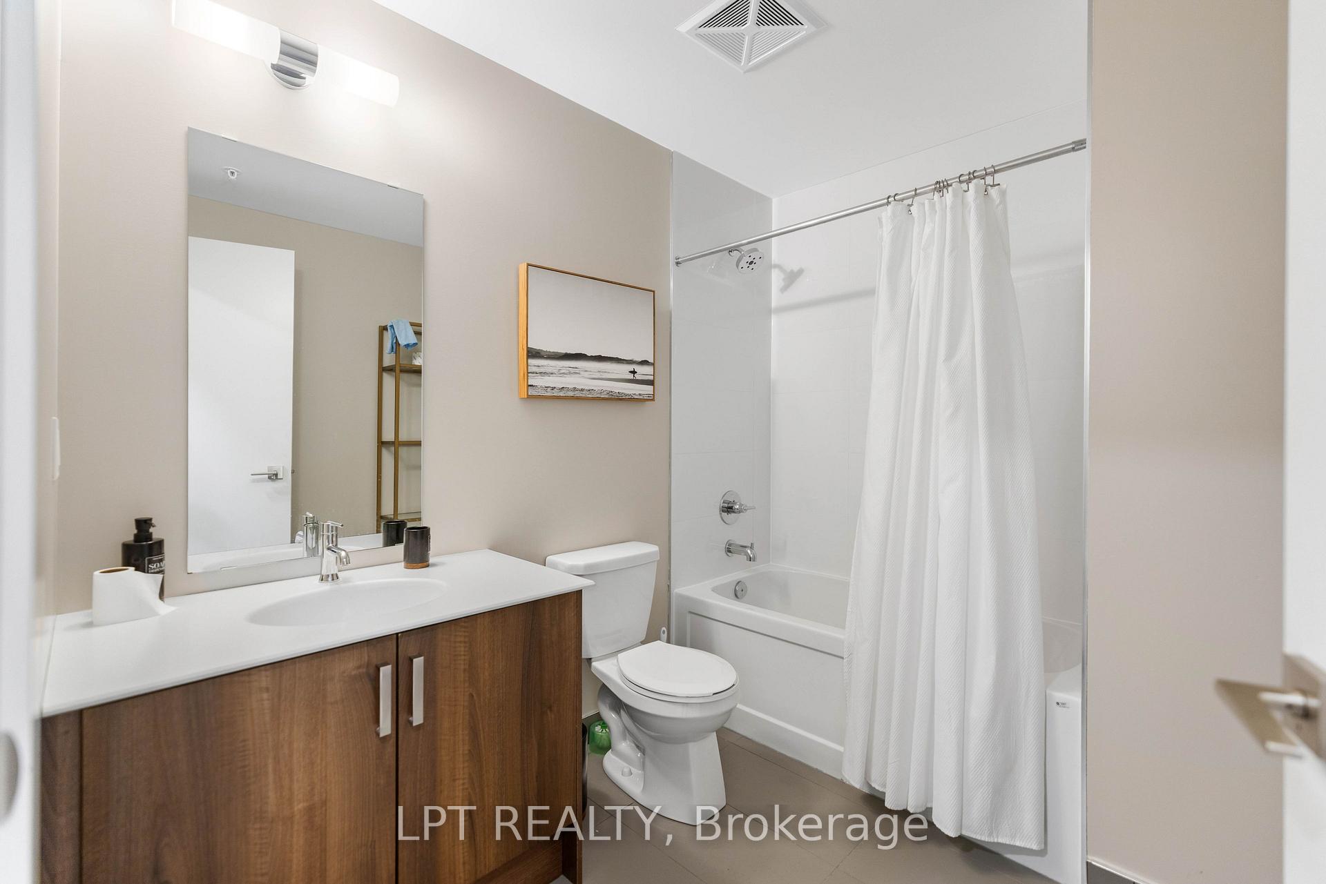 Photo 32 of Unit 303, 50 Ann Street, Caledon, Bolton West — HOMEH