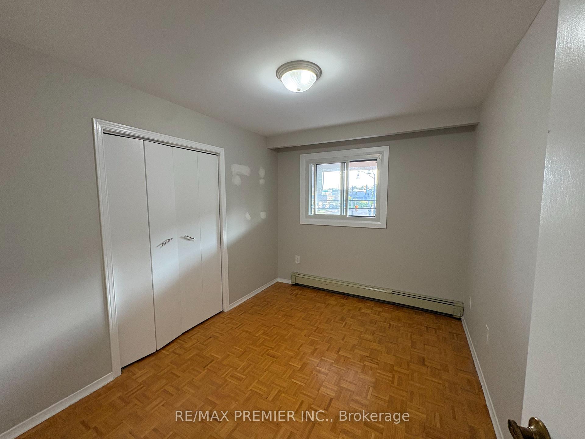 Photo 4 of Unit 2, 7955 Kipling Avenue, Vaughan, East Woodbridge — HOMEH