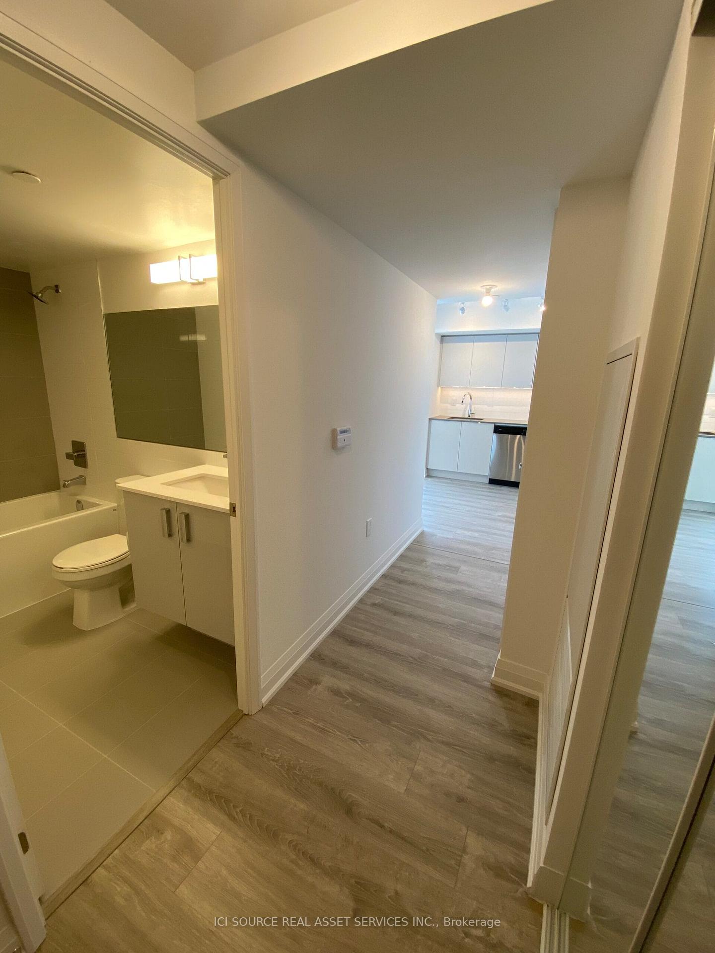 Photo 9 of Unit 1009, 30 Gibbs Road, Etobicoke, Islington-City Centre West — HOMEH