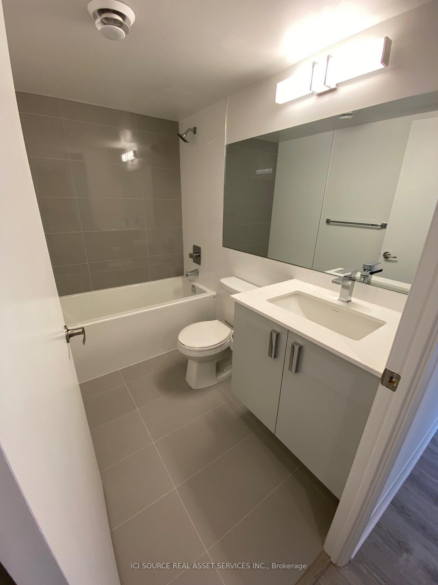Photo 18 of Unit 1009, 30 Gibbs Road, Etobicoke, Islington-City Centre West — HOMEH