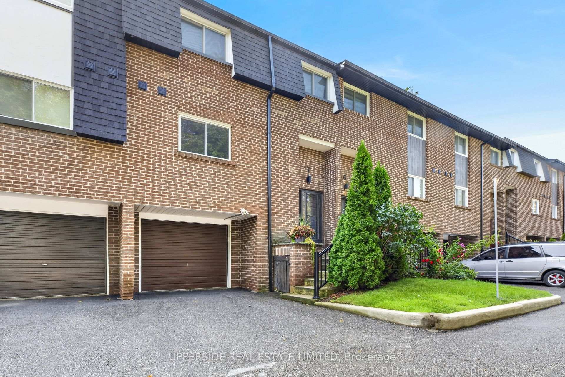 Photo 1 of Unit 7, 119 Henderson Avenue, Markham, Thornhill — HOMEH