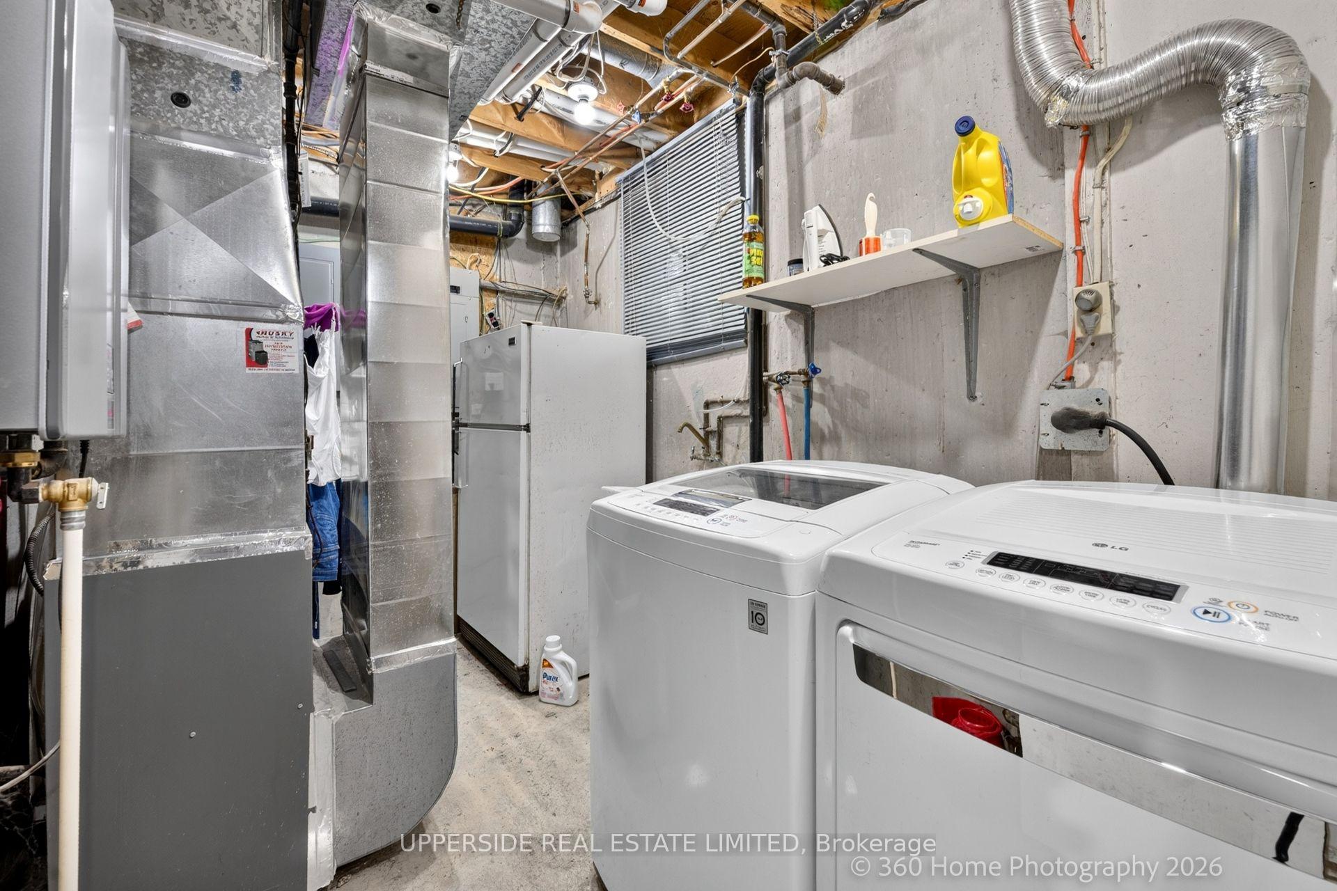 Photo 21 of Unit 7, 119 Henderson Avenue, Markham, Thornhill — HOMEH