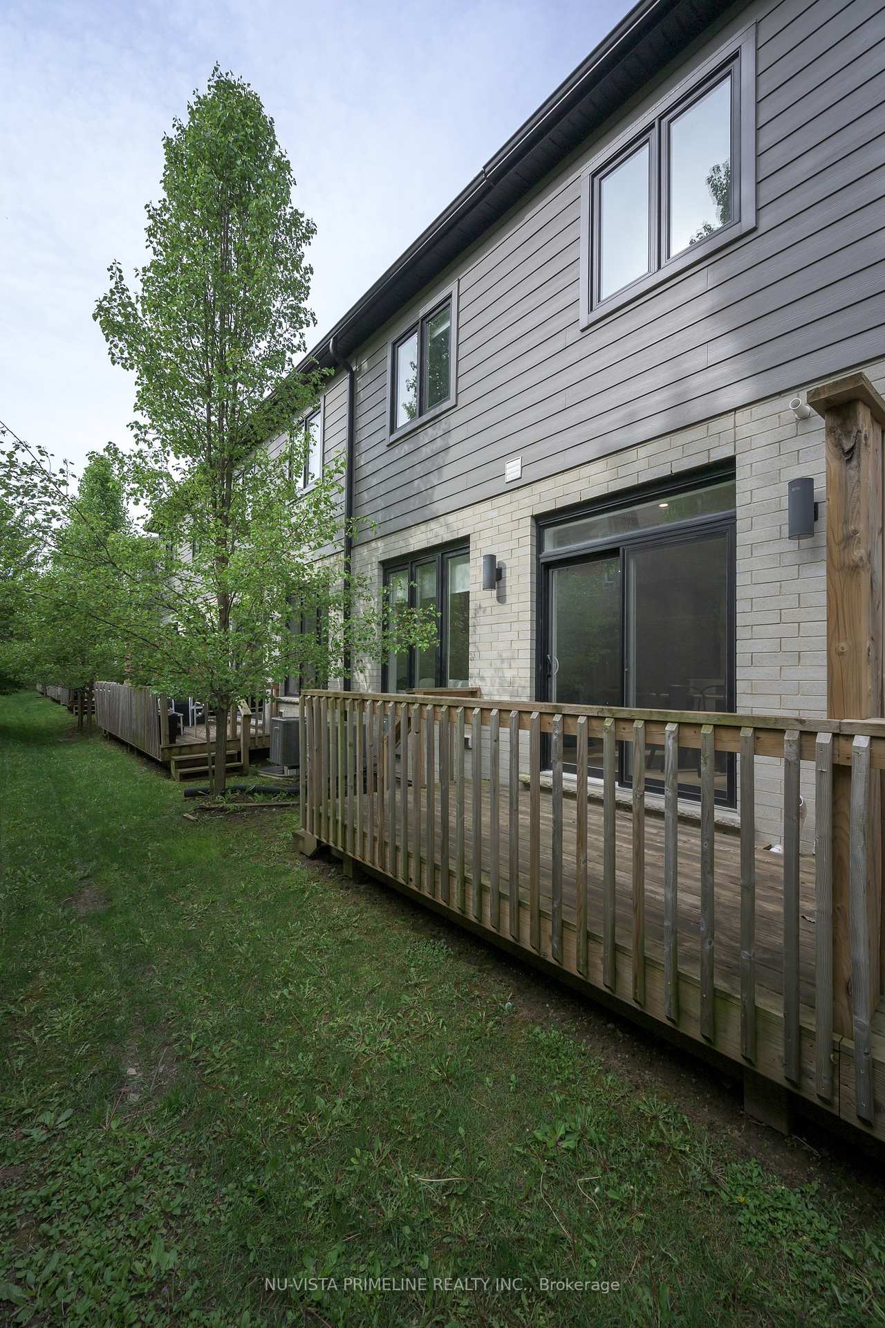 Photo 5 of Unit 16, 1570 Coronation Drive, London, North I — HOMEH