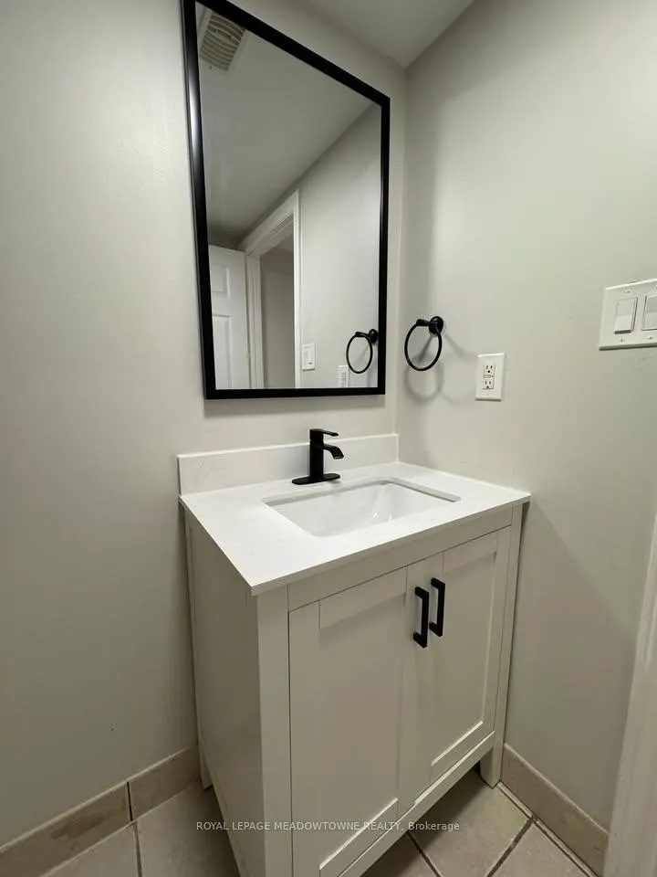 Photo 15 of Unit 2B, 174 Mountainview Road N, Halton Hills, Georgetown — HOMEH