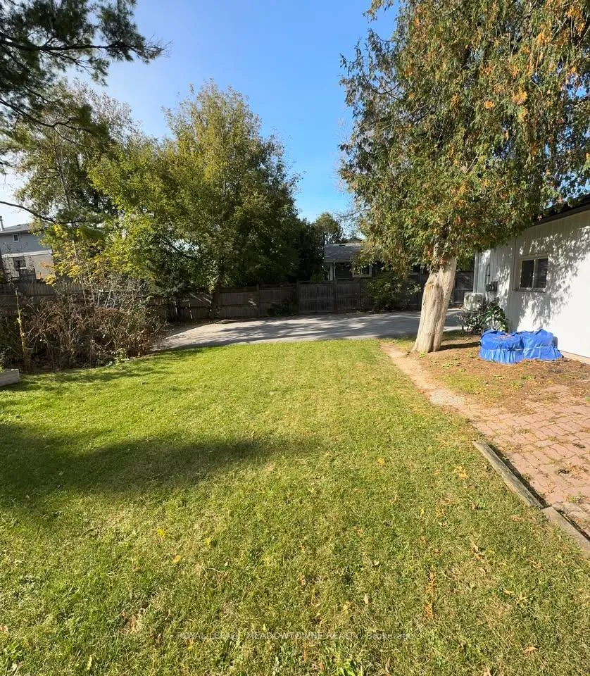 Photo 21 of Unit 2B, 174 Mountainview Road N, Halton Hills, Georgetown — HOMEH