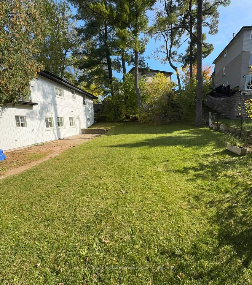 Photo 22 of Unit 2B, 174 Mountainview Road N, Halton Hills, Georgetown — HOMEH