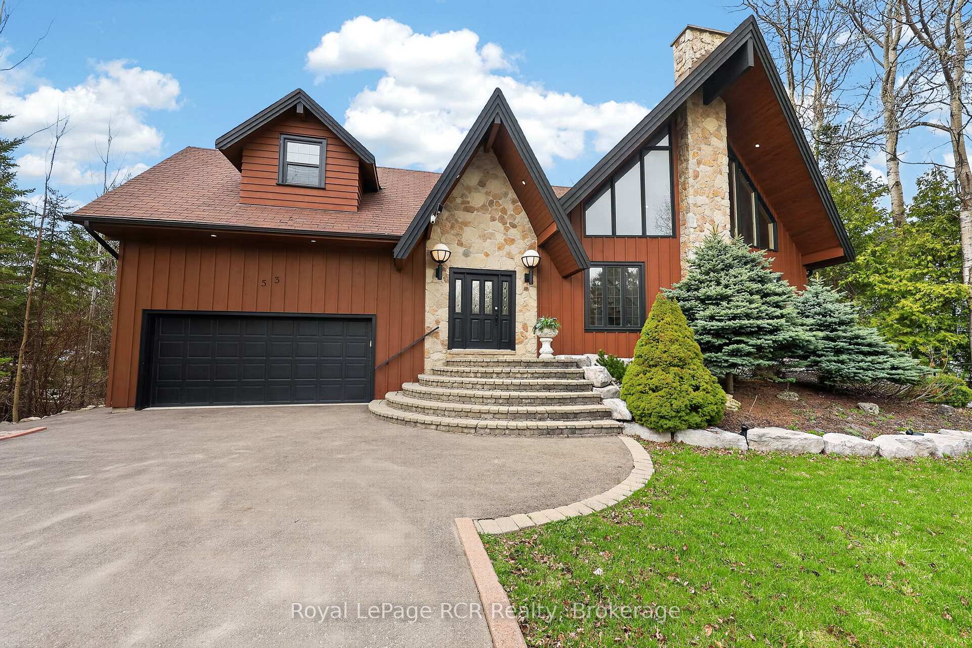 Photo 3 of 53 Broadview Street, Collingwood — HOMEH