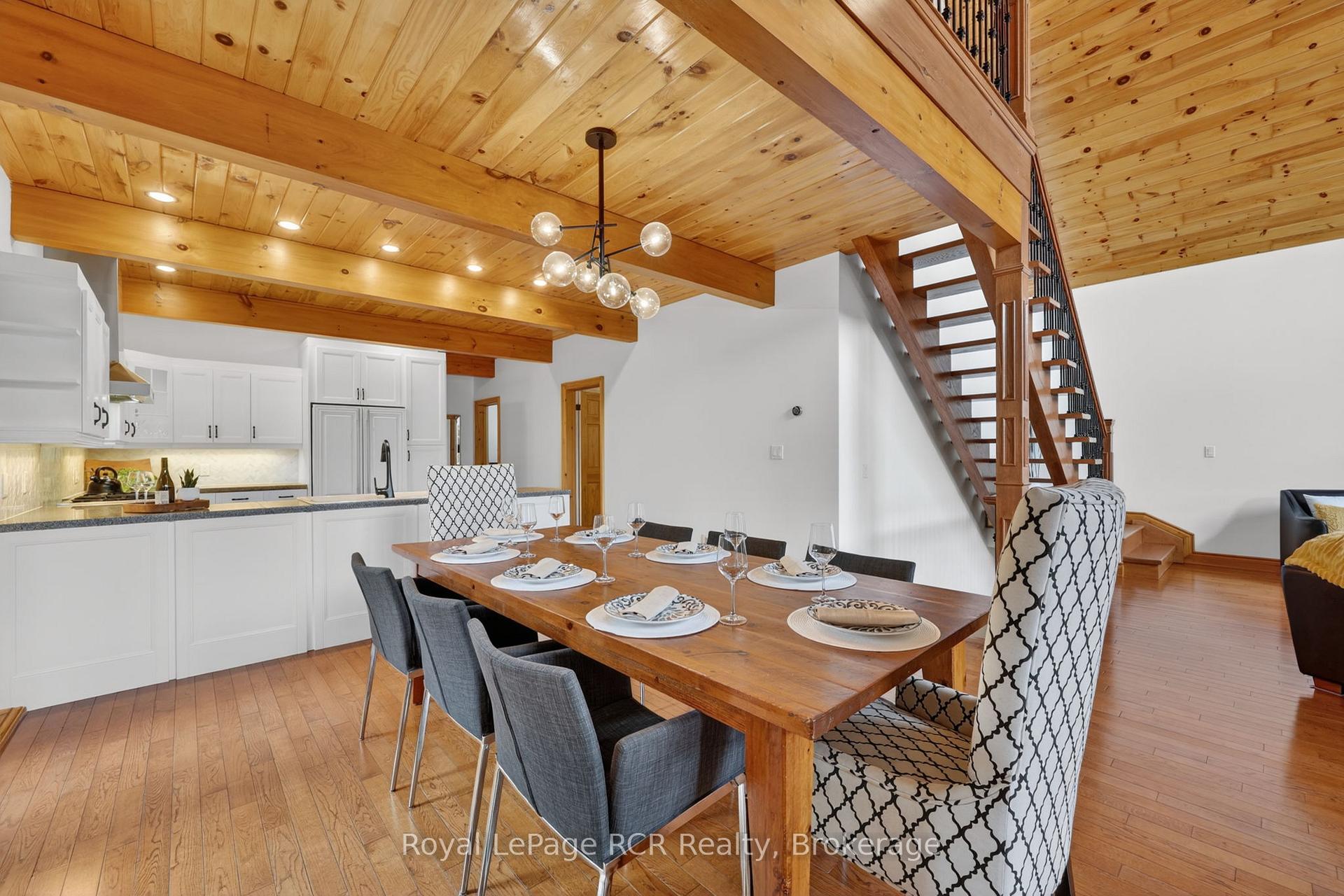 Photo 13 of 53 Broadview Street, Collingwood — HOMEH