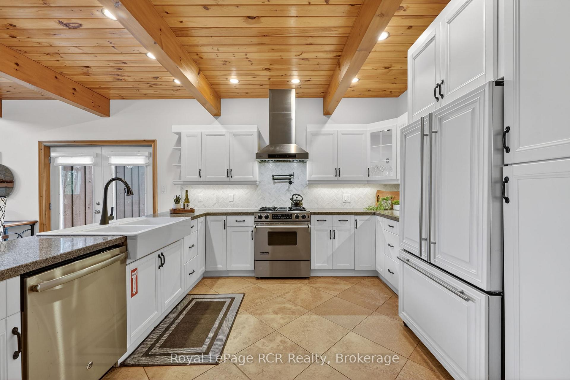 Photo 17 of 53 Broadview Street, Collingwood — HOMEH