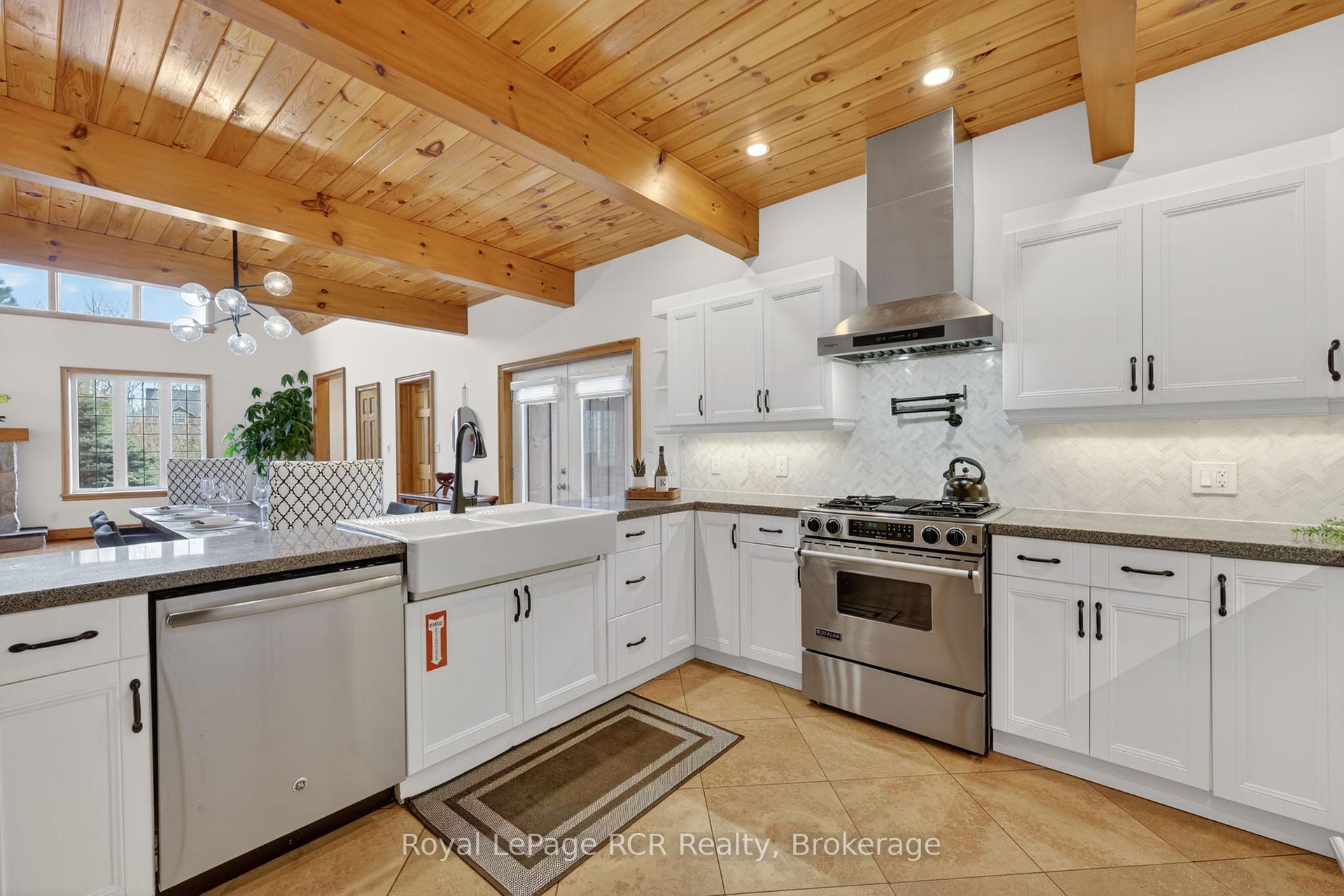 Photo 18 of 53 Broadview Street, Collingwood — HOMEH