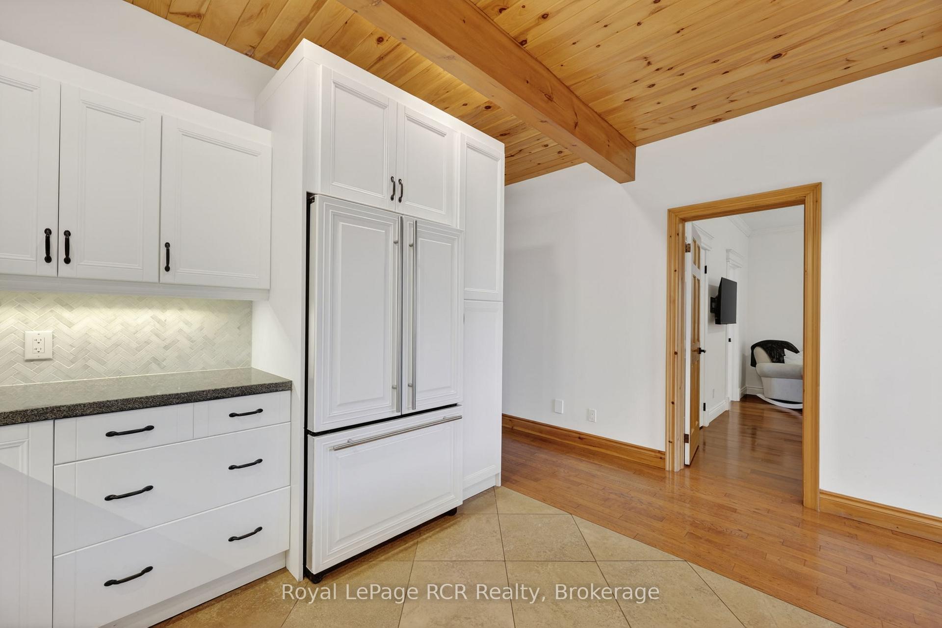Photo 19 of 53 Broadview Street, Collingwood — HOMEH