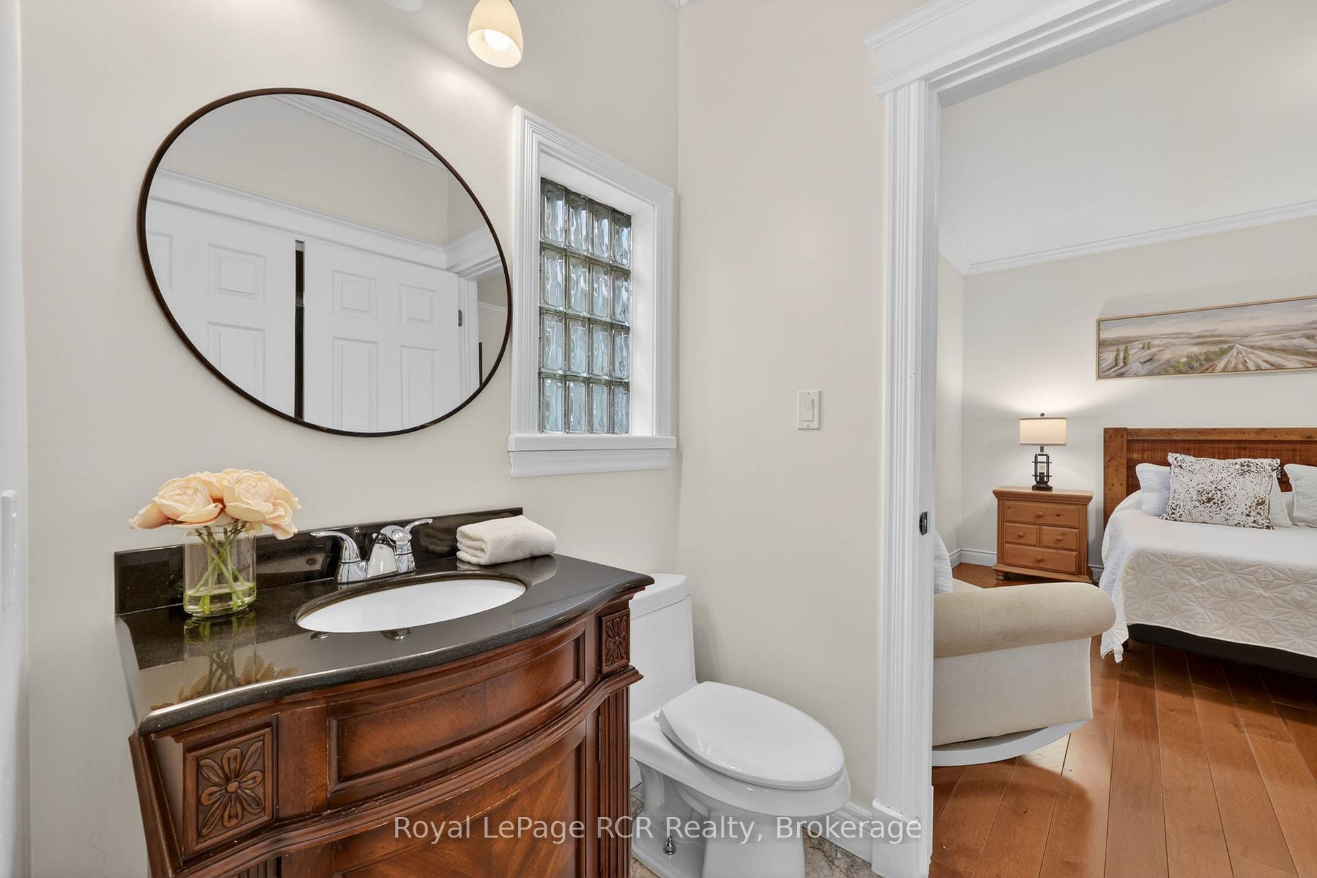 Photo 26 of 53 Broadview Street, Collingwood — HOMEH