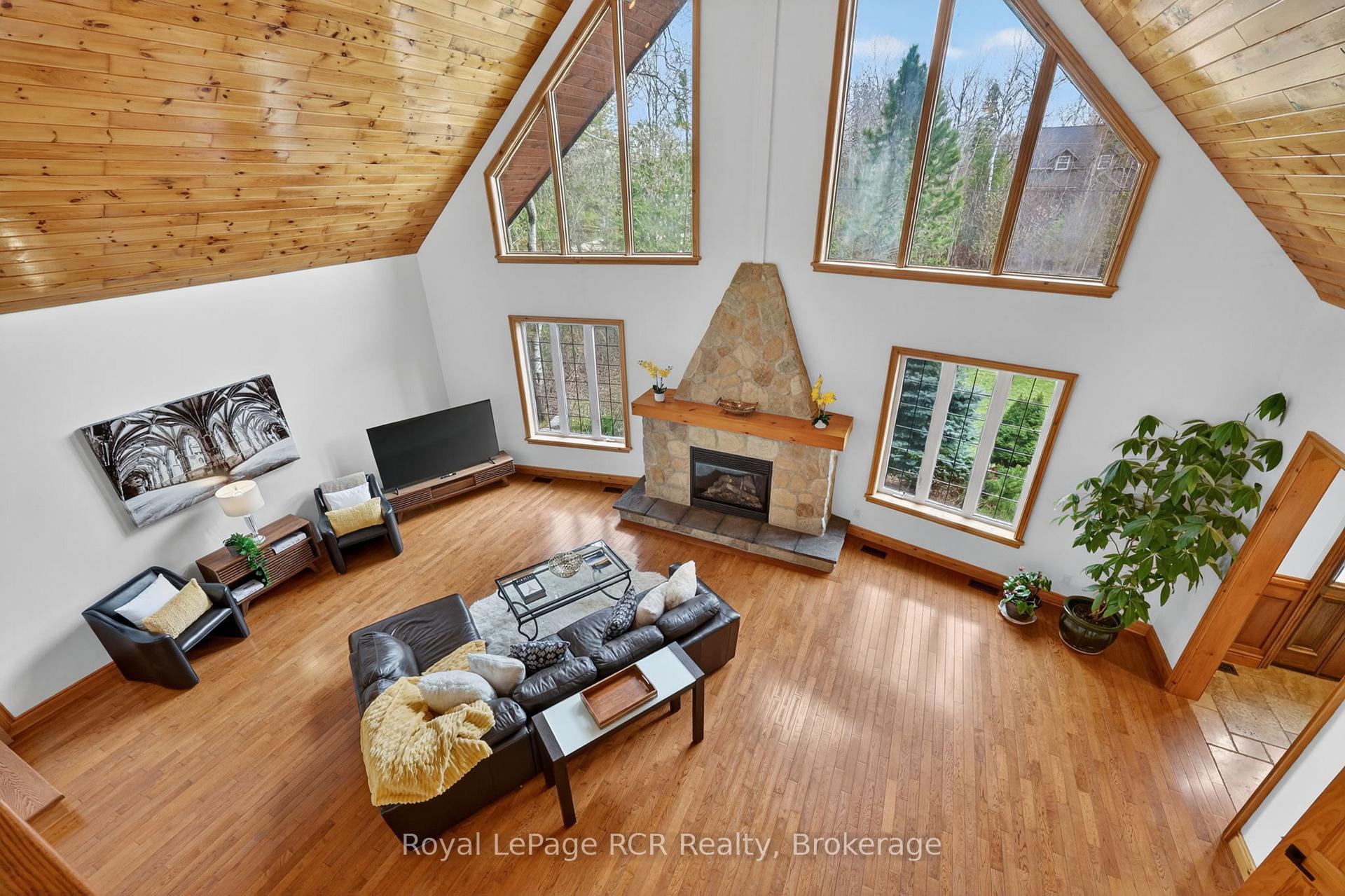 Photo 30 of 53 Broadview Street, Collingwood — HOMEH