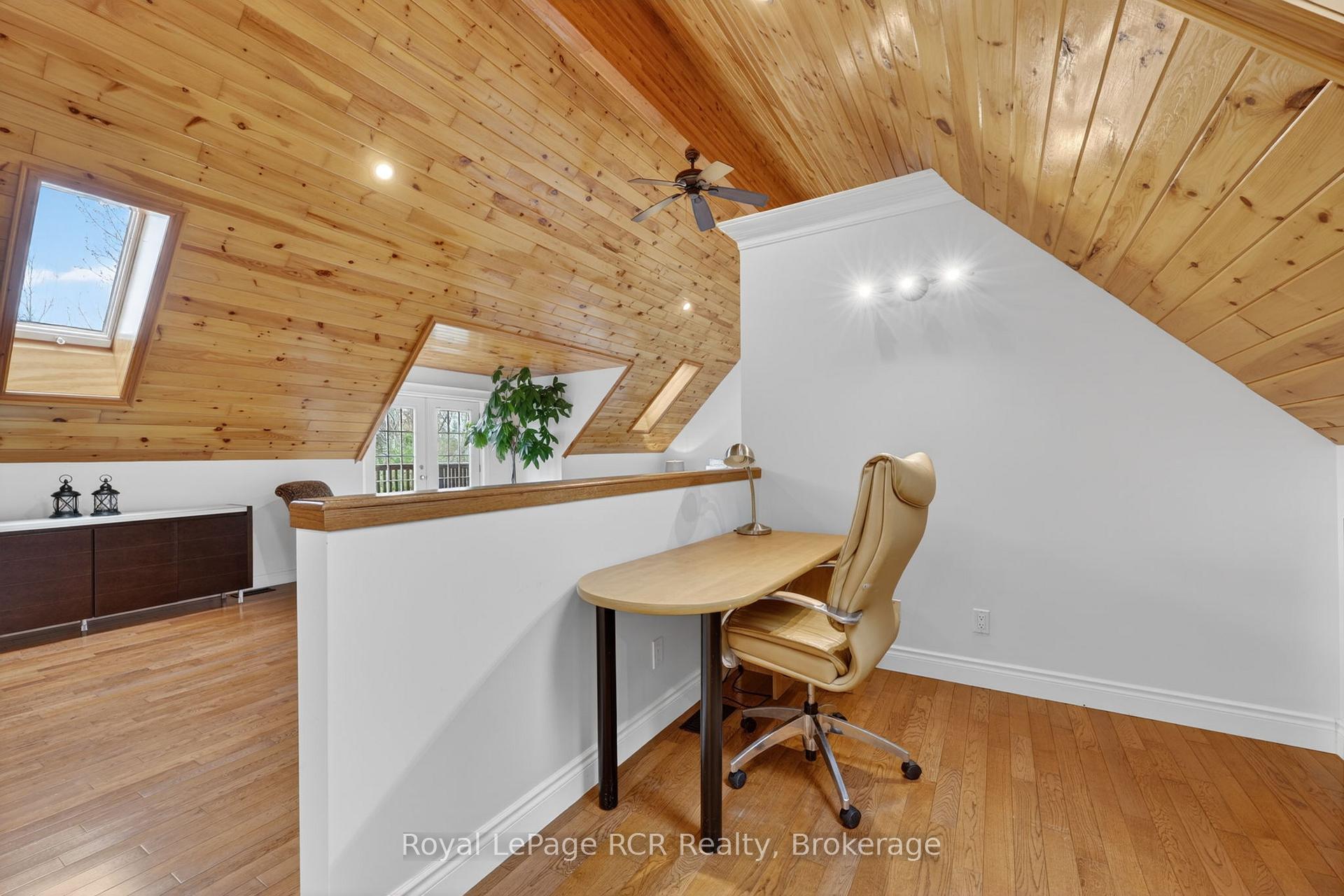 Photo 34 of 53 Broadview Street, Collingwood — HOMEH