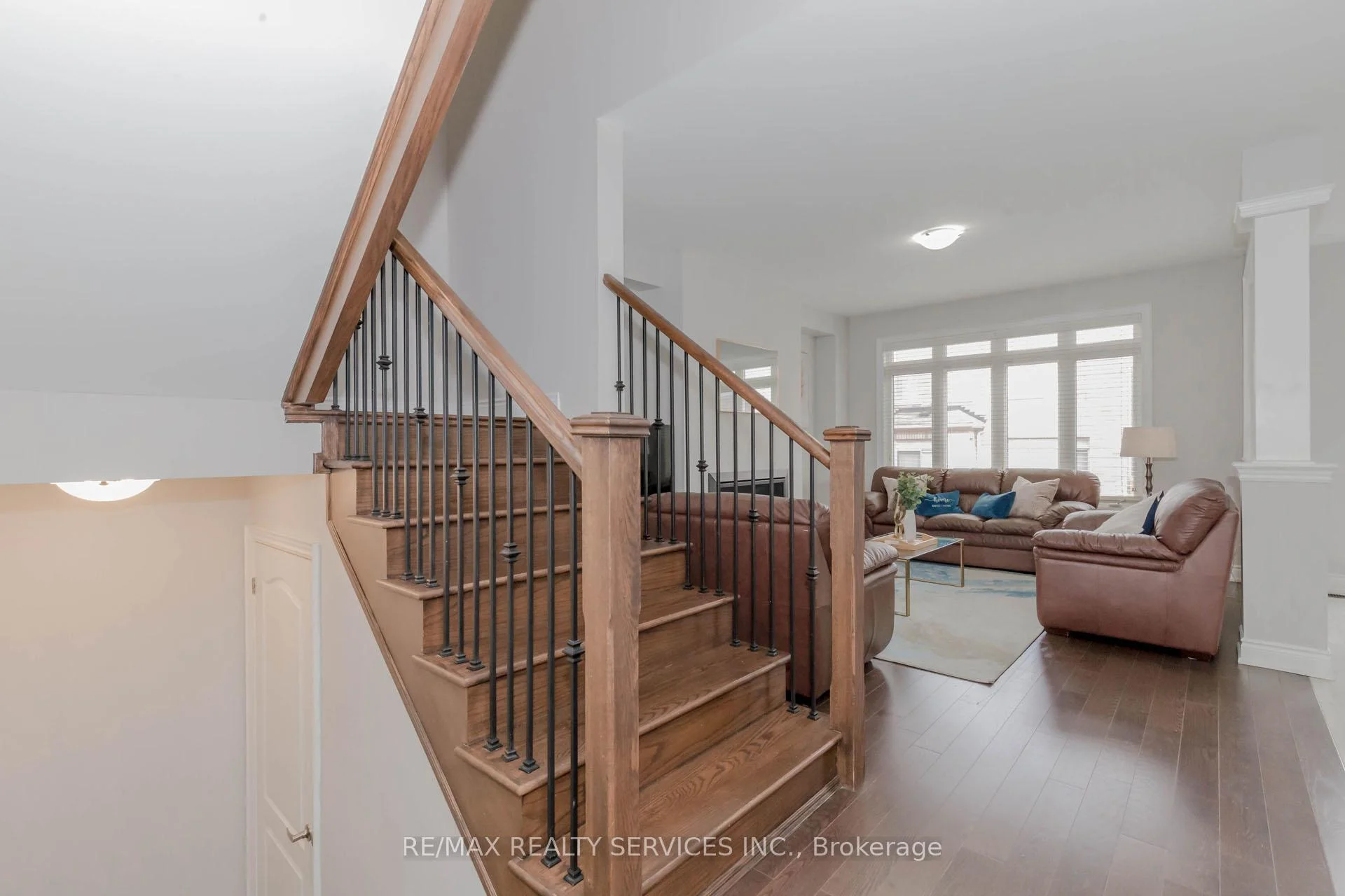 Photo 31 of 12 Enclave Trail, Brampton, Sandringham-Wellington North — HOMEH