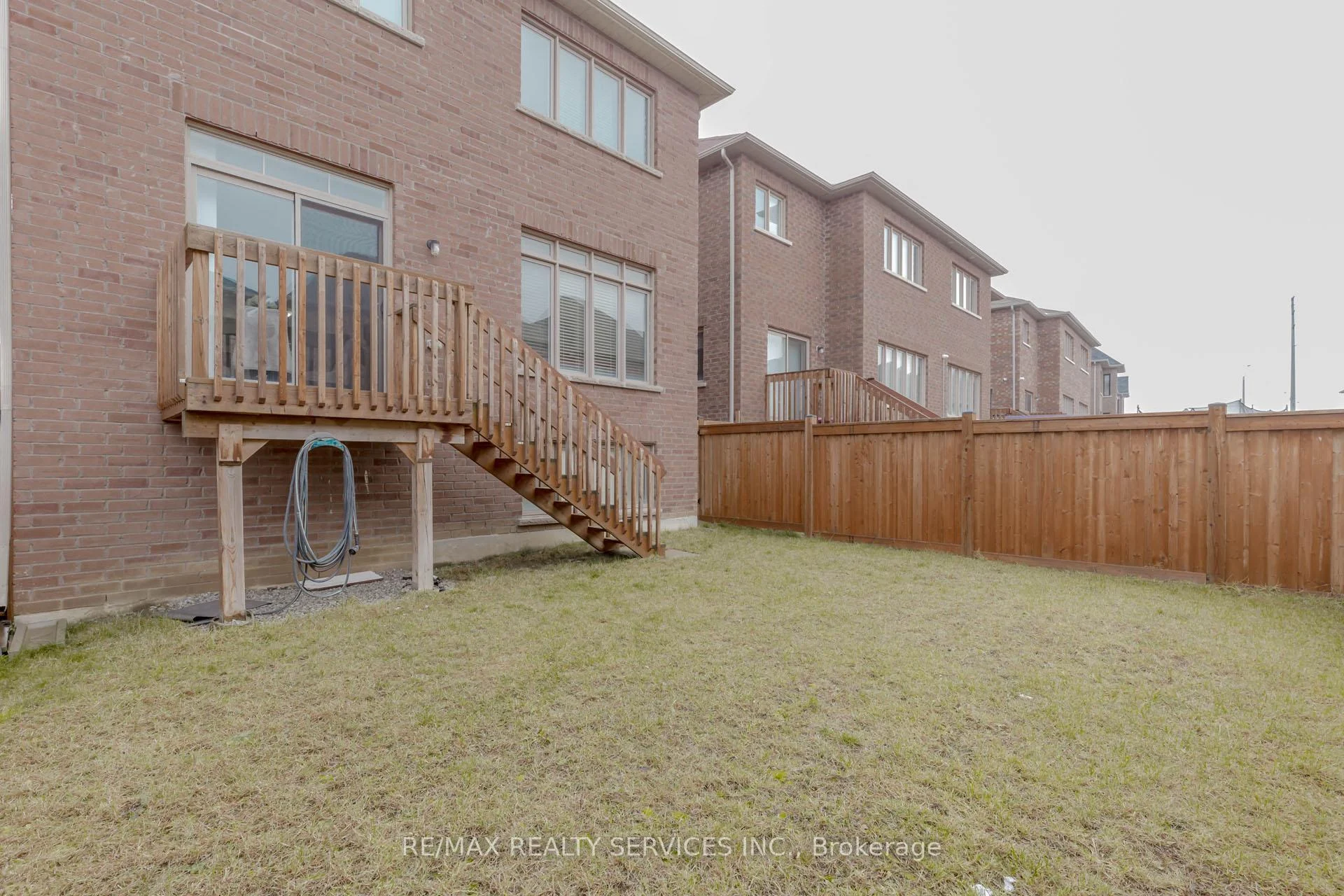 Photo 100 of 12 Enclave Trail, Brampton, Sandringham-Wellington North — HOMEH
