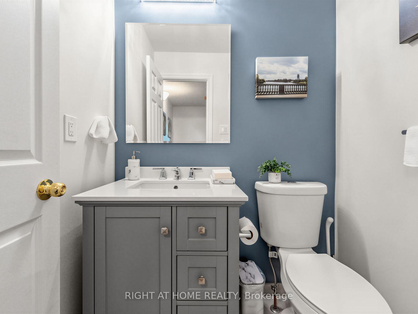 Photo 16 of Unit 25, 25 Tamarack Circle, Etobicoke, Kingsview Village-The Westway — HOMEH