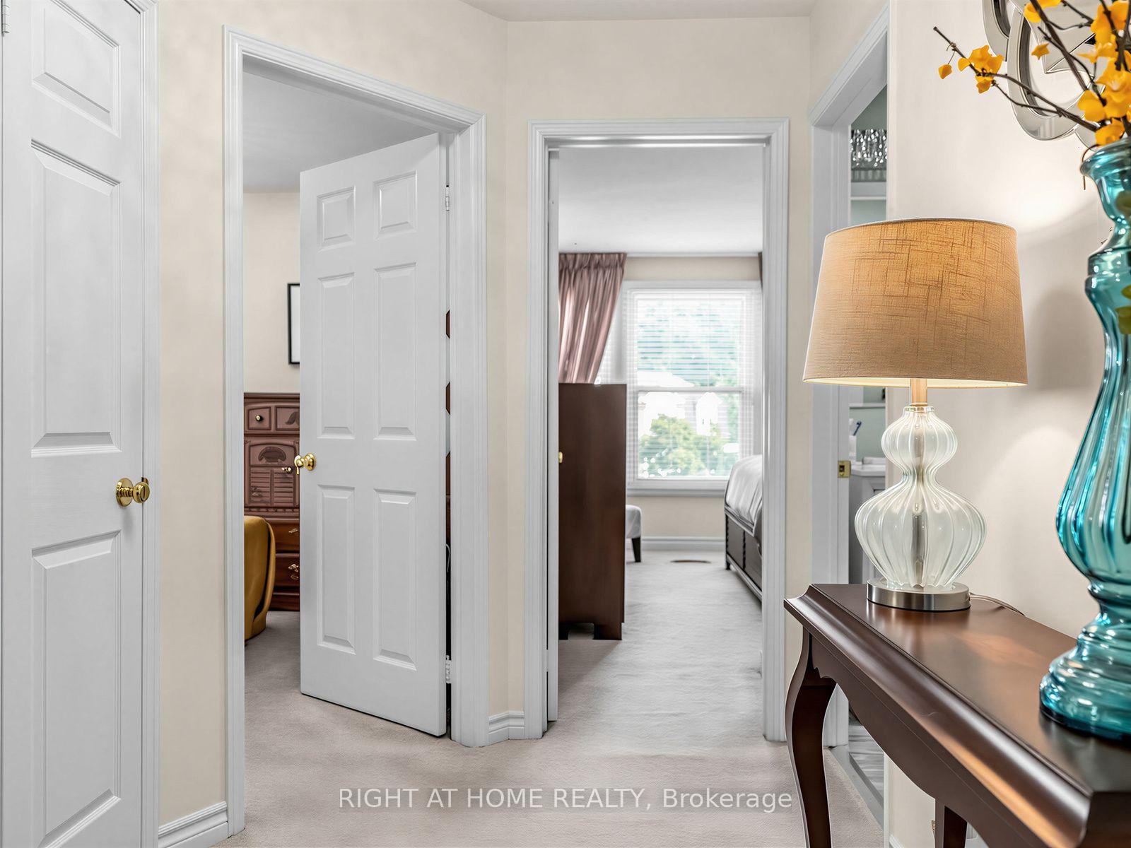 Photo 17 of Unit 25, 25 Tamarack Circle, Etobicoke, Kingsview Village-The Westway — HOMEH