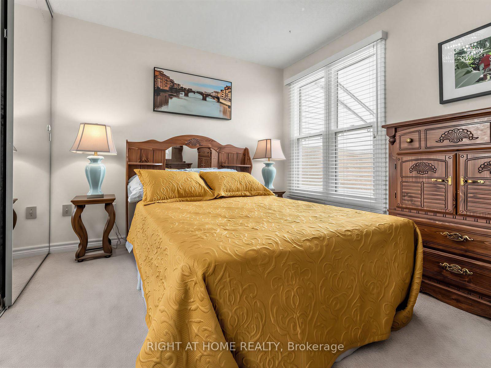 Photo 18 of Unit 25, 25 Tamarack Circle, Etobicoke, Kingsview Village-The Westway — HOMEH