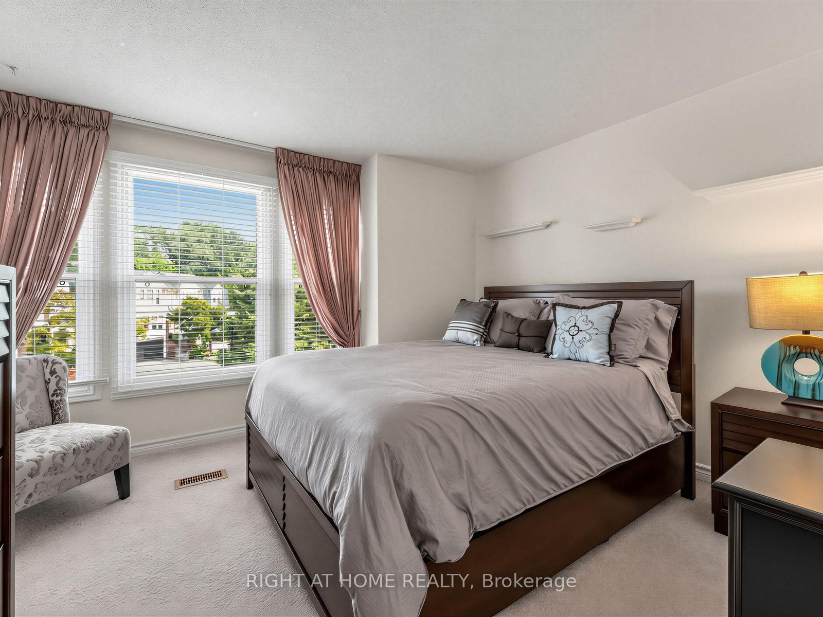 Photo 20 of Unit 25, 25 Tamarack Circle, Etobicoke, Kingsview Village-The Westway — HOMEH