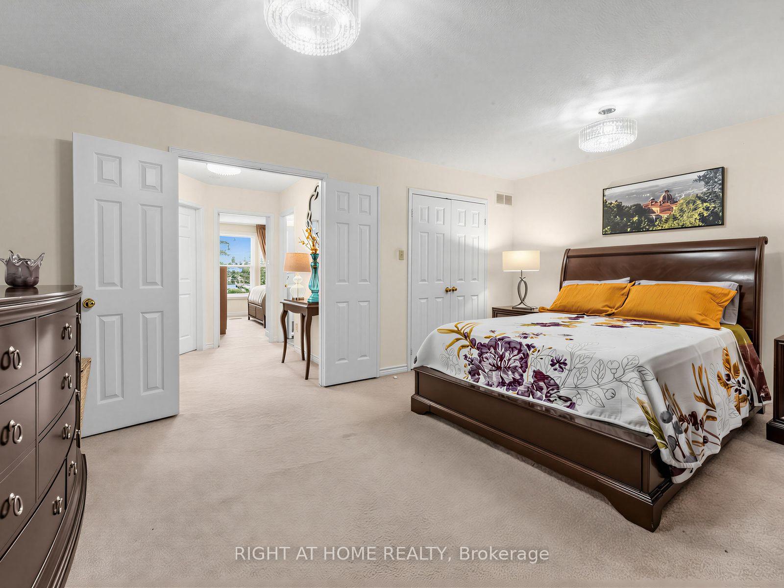 Photo 25 of Unit 25, 25 Tamarack Circle, Etobicoke, Kingsview Village-The Westway — HOMEH