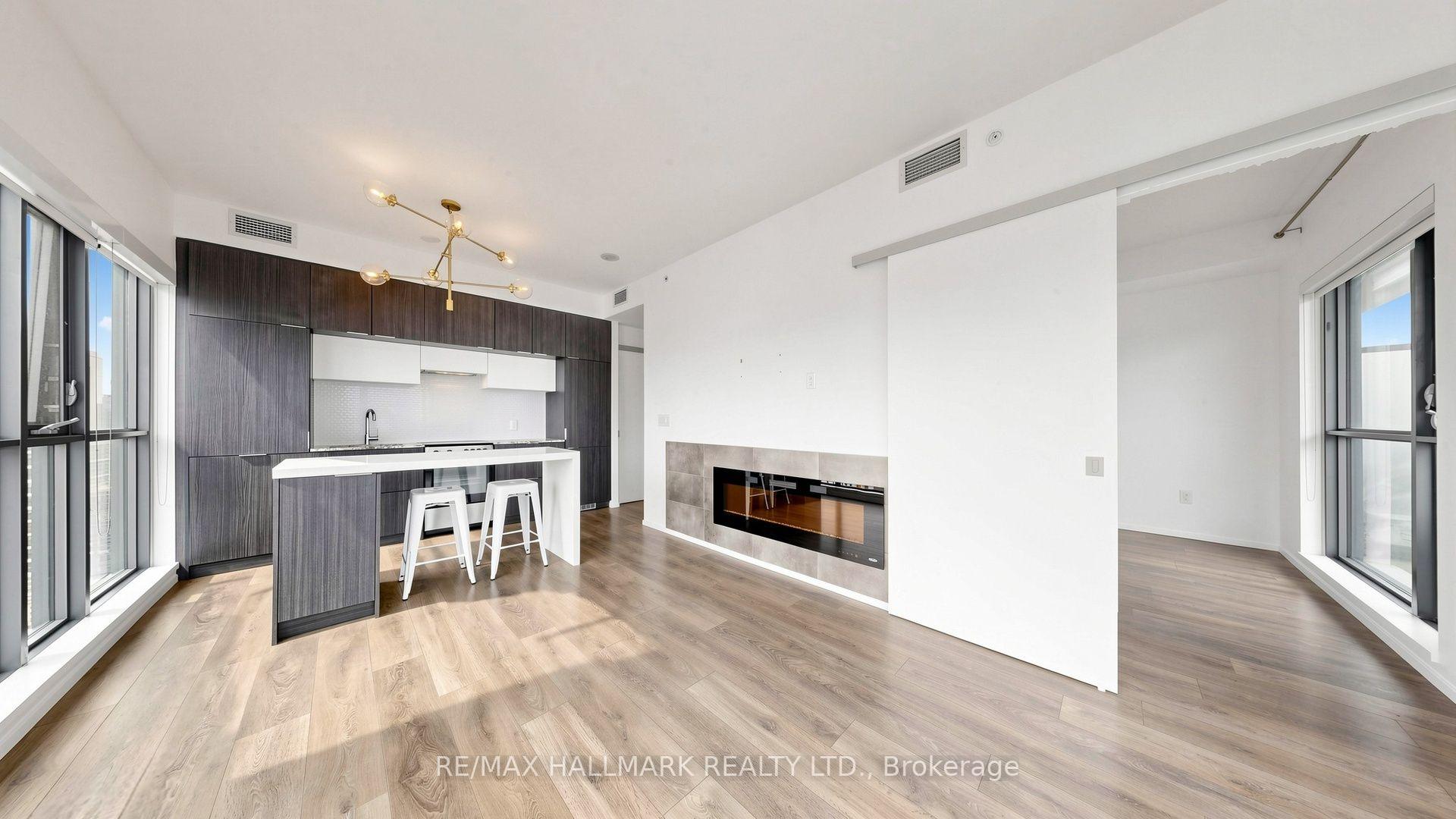 Photo 3 of Unit 3901, 159 Dundas Street E, Toronto, Church-Yonge Corridor — HOMEH