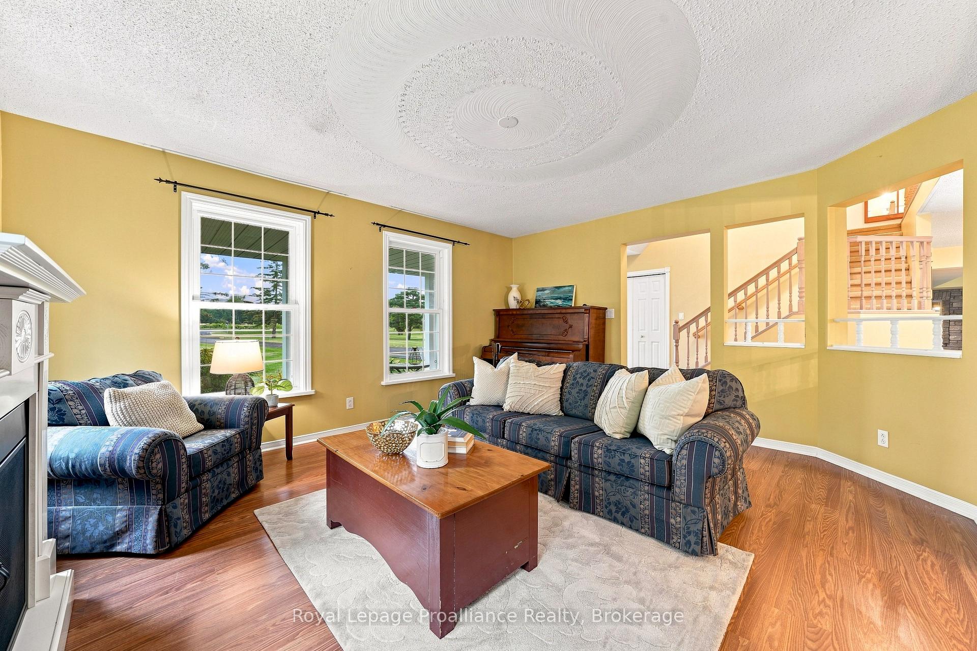Photo 11 of 128 Murray Street, Quinte West, Murray Ward — HOMEH