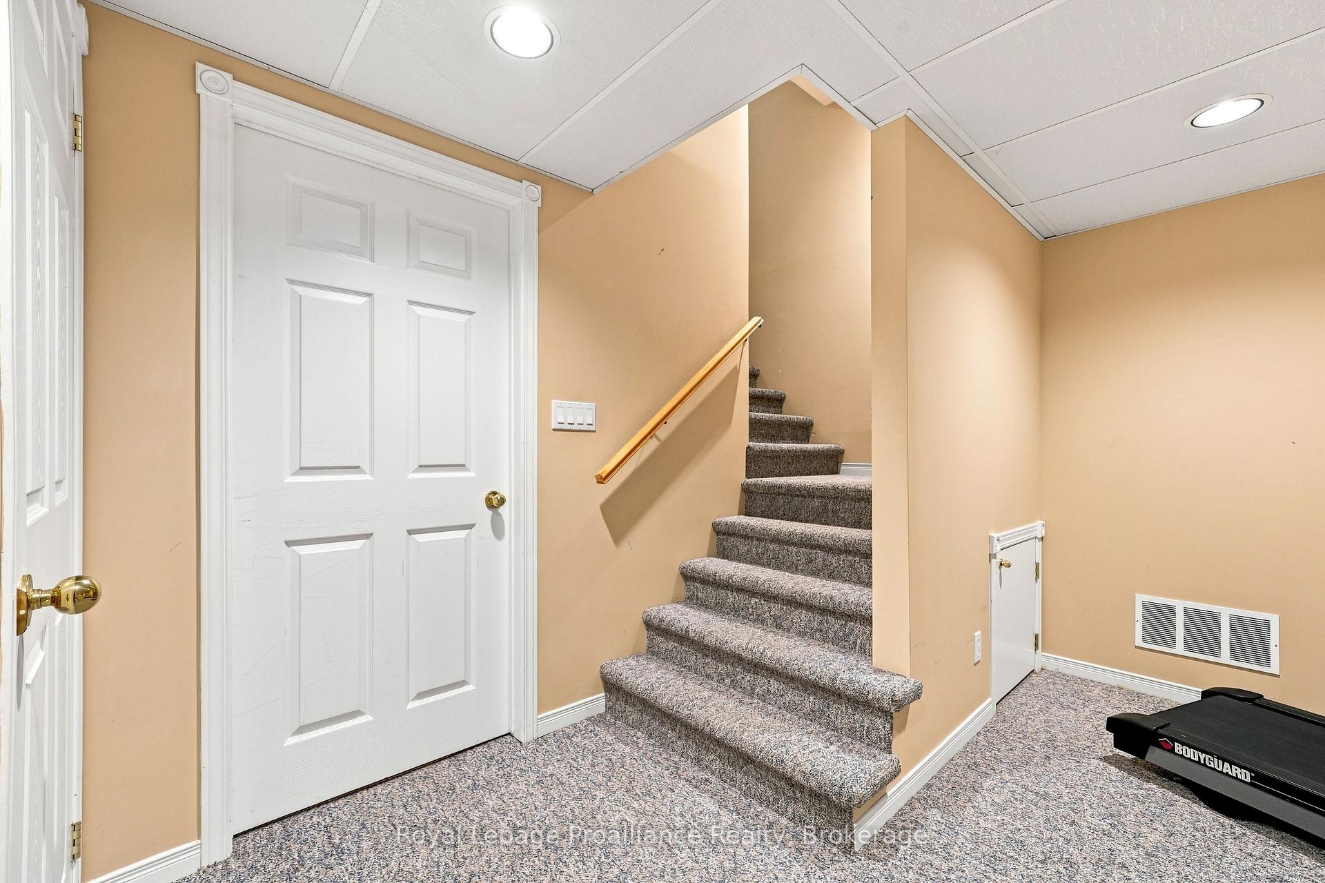 Photo 41 of 128 Murray Street, Quinte West, Murray Ward — HOMEH