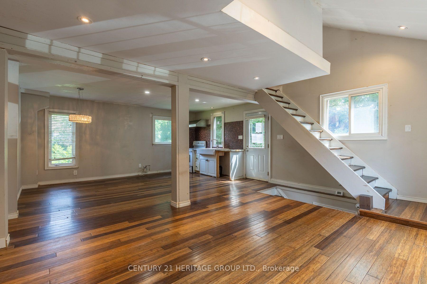Photo 5 of 97 Zaph Avenue, Scarborough, Highland Creek — HOMEH