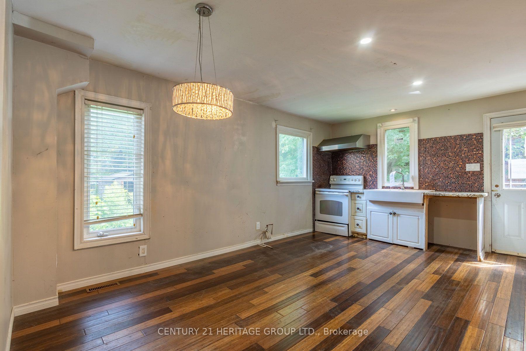 Photo 7 of 97 Zaph Avenue, Scarborough, Highland Creek — HOMEH