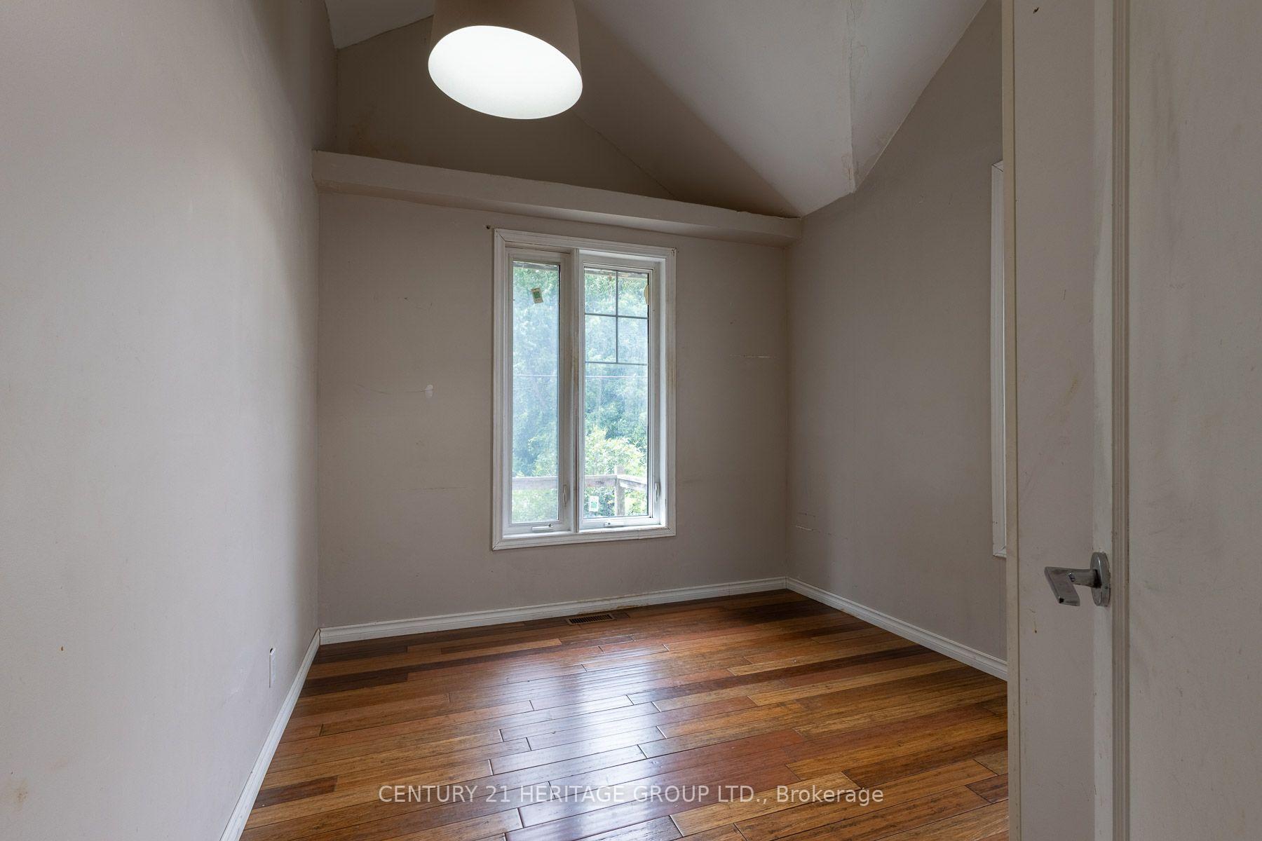 Photo 12 of 97 Zaph Avenue, Scarborough, Highland Creek — HOMEH