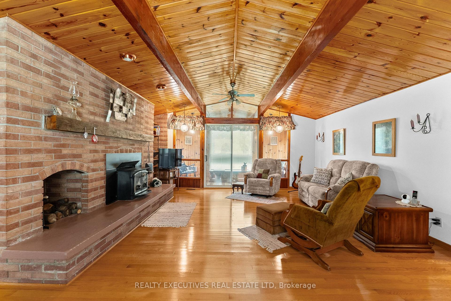 Photo 10 of 785 Boundary Road, North Dundas, North Dundas (Mountain) Twp — HOMEH