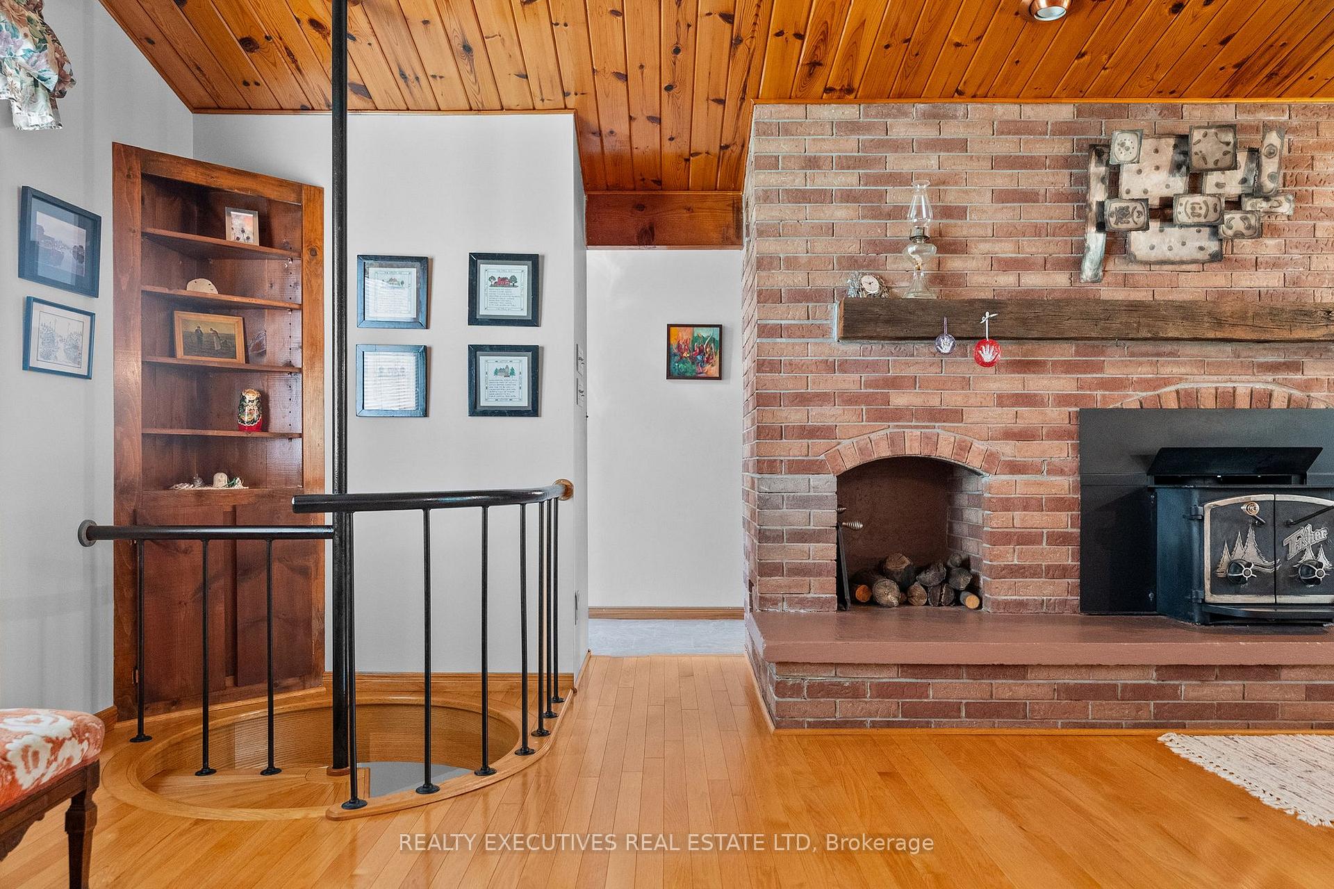 Photo 11 of 785 Boundary Road, North Dundas, North Dundas (Mountain) Twp — HOMEH