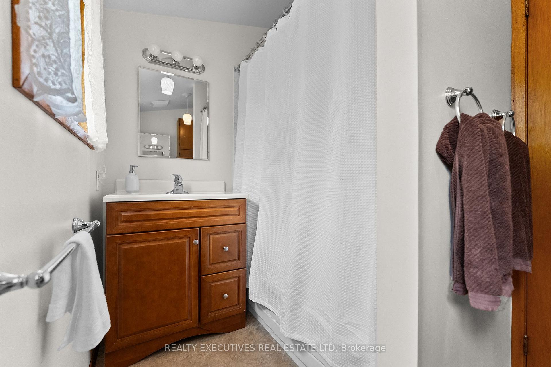 Photo 18 of 785 Boundary Road, North Dundas, North Dundas (Mountain) Twp — HOMEH