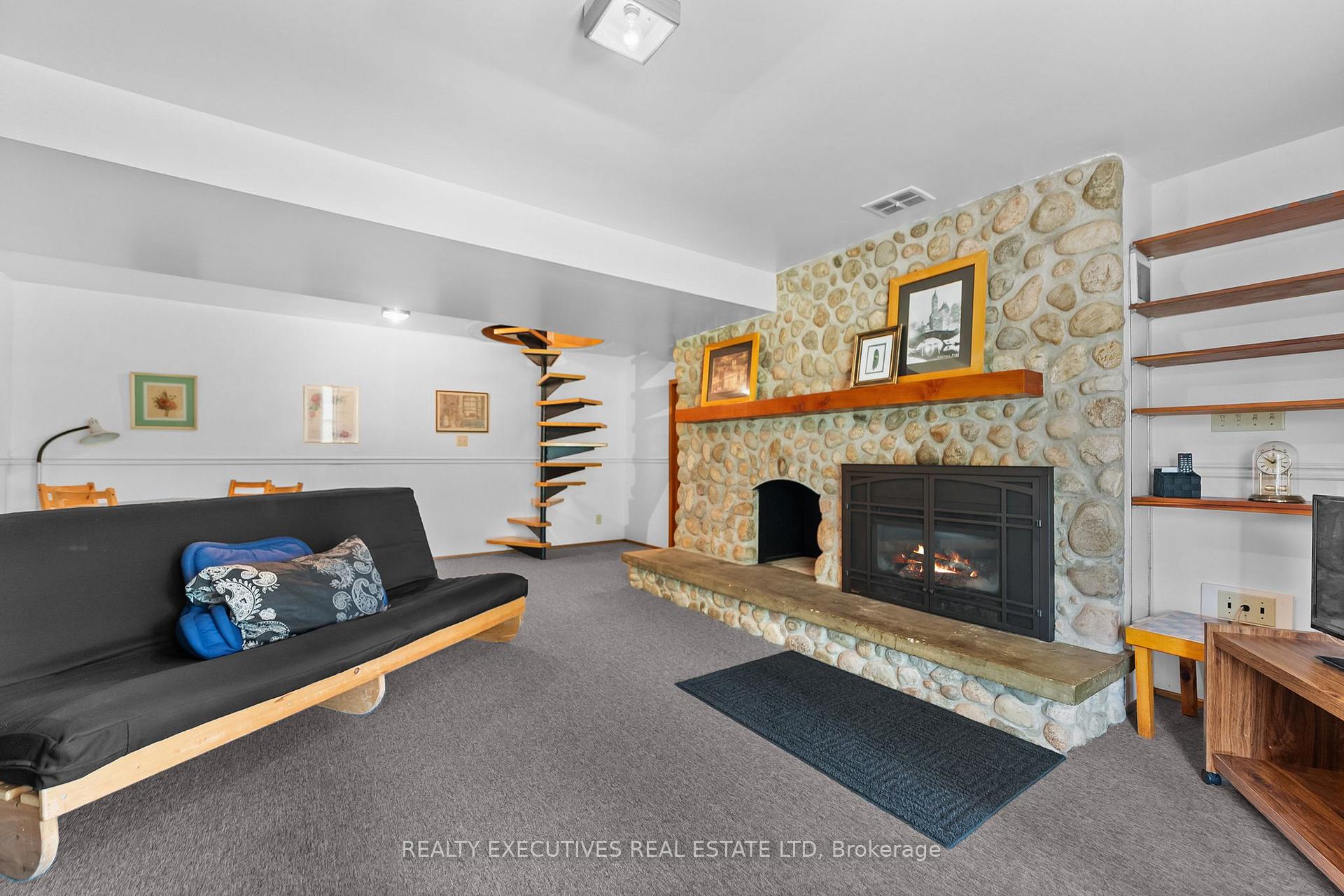 Photo 21 of 785 Boundary Road, North Dundas, North Dundas (Mountain) Twp — HOMEH