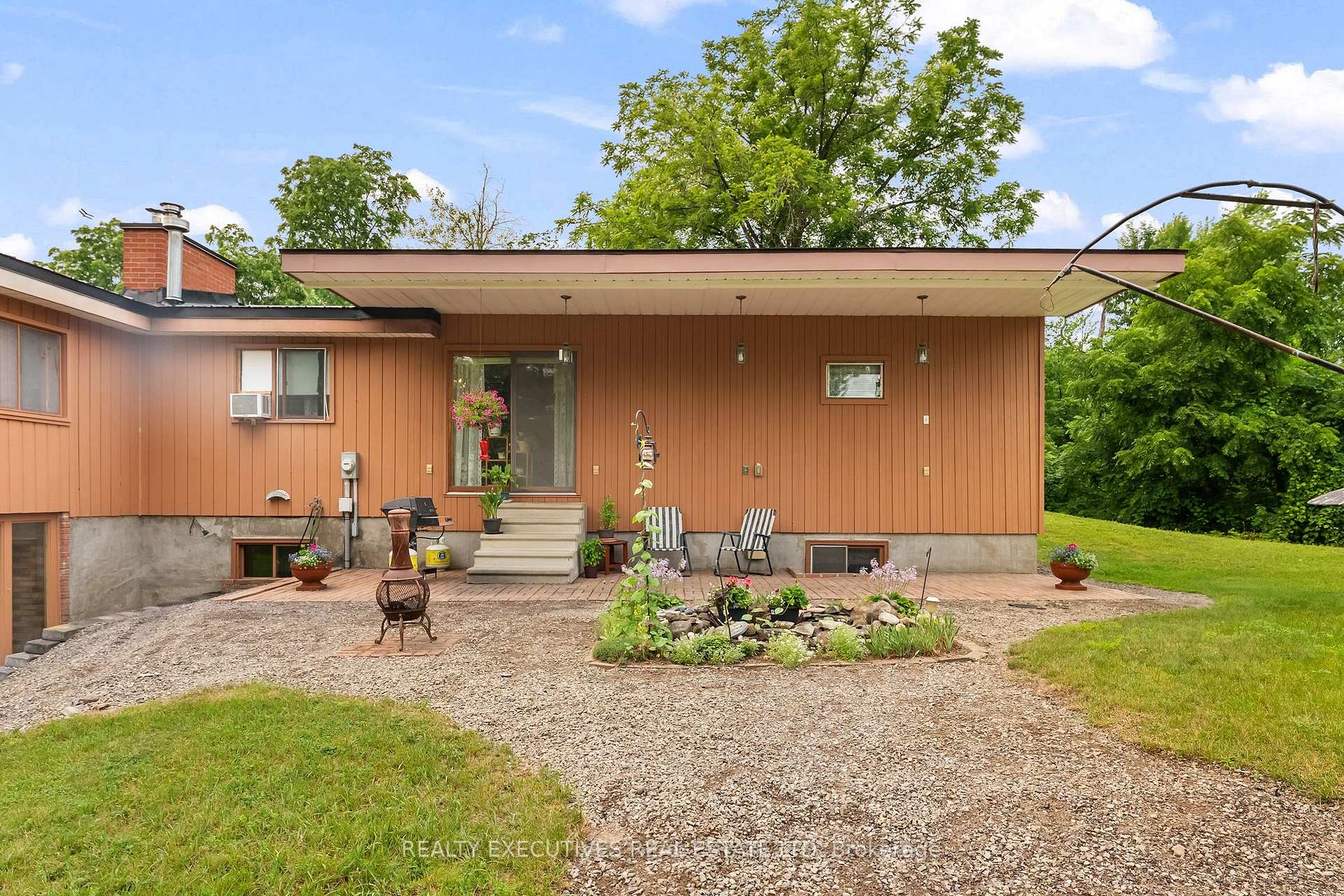 Photo 31 of 785 Boundary Road, North Dundas, North Dundas (Mountain) Twp — HOMEH