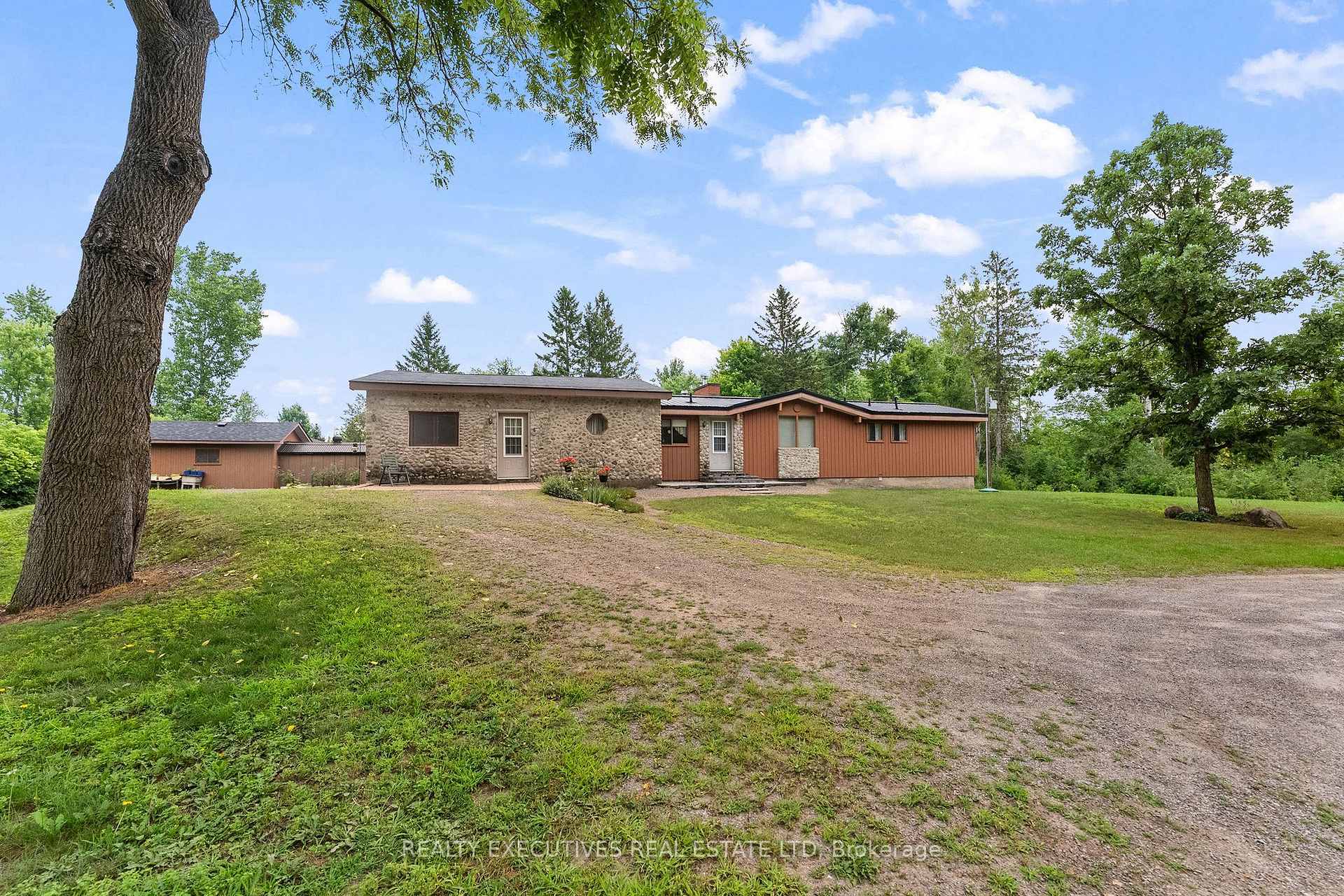 Photo 45 of 785 Boundary Road, North Dundas, North Dundas (Mountain) Twp — HOMEH