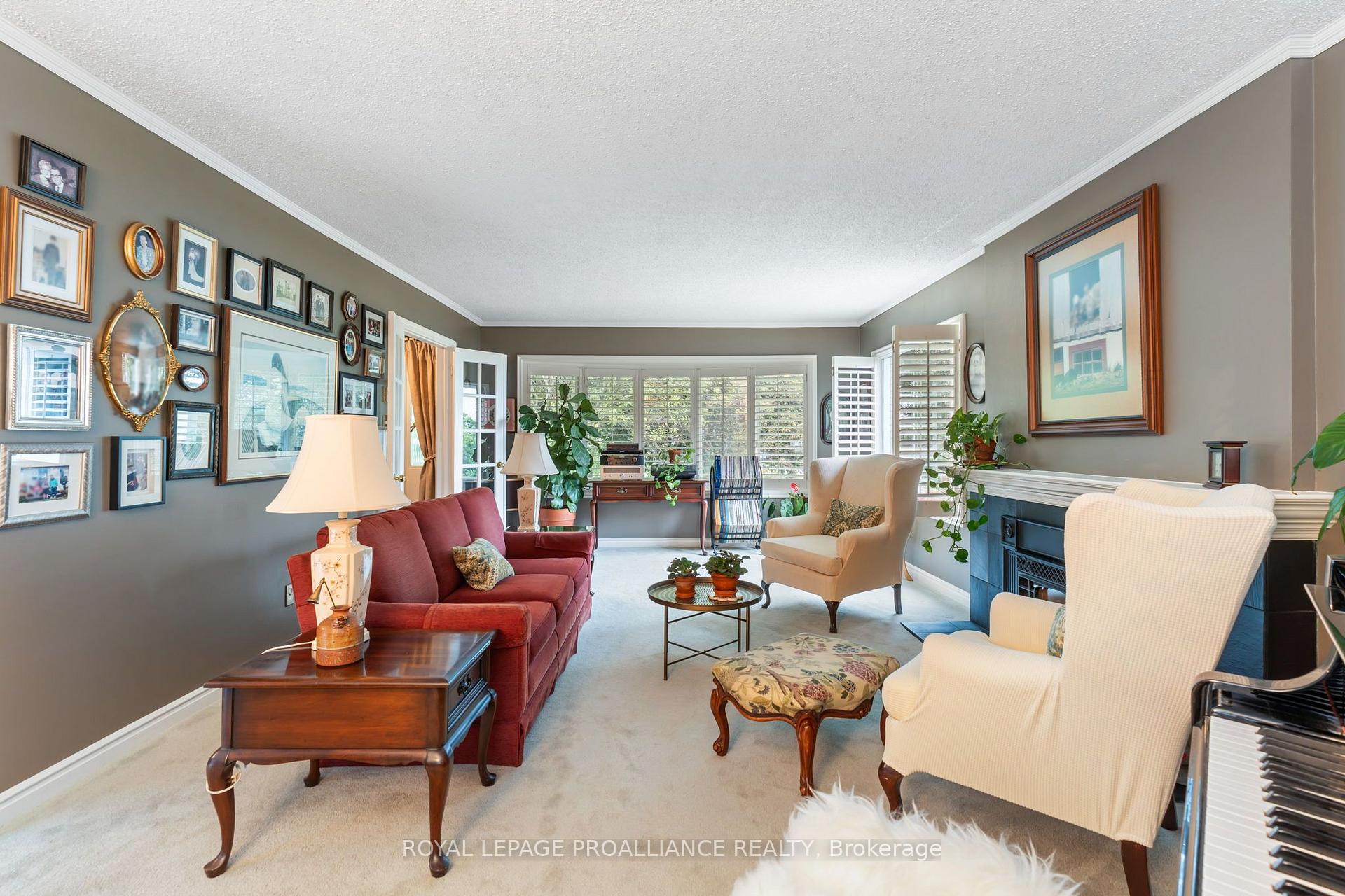 Photo 8 of 5 Rockcliffe Road, Brockville, Brockville — HOMEH