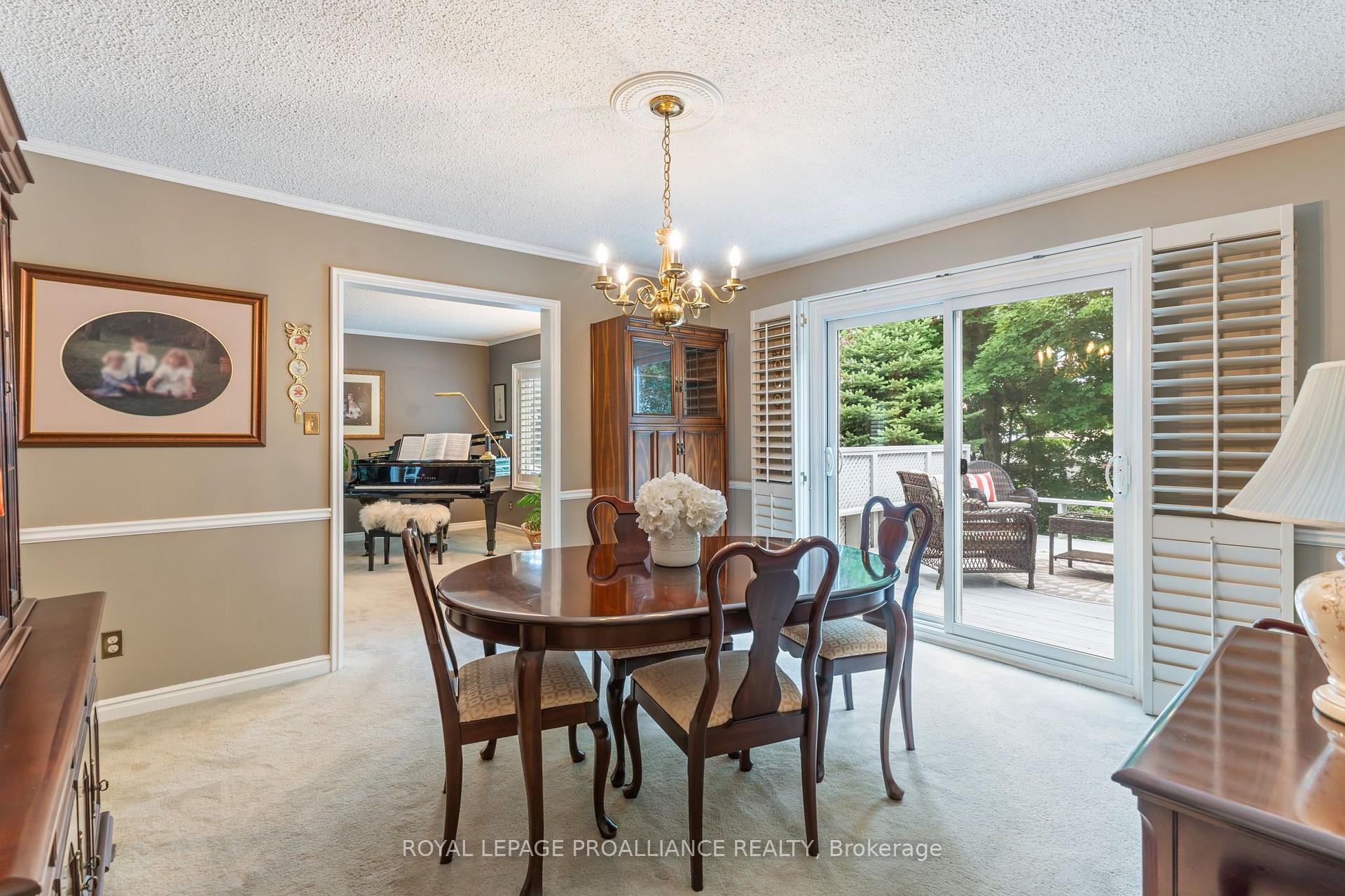 Photo 9 of 5 Rockcliffe Road, Brockville, Brockville — HOMEH