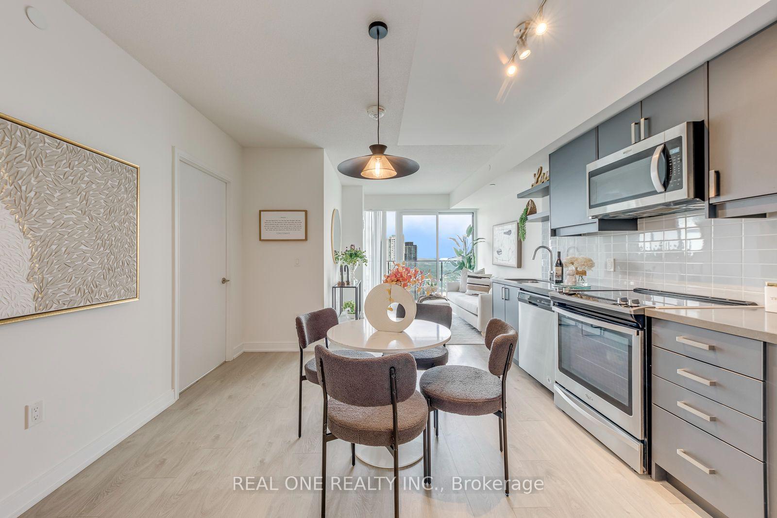 Photo 9 of Unit 3706, 50 Wellesley Street E, Toronto, Church-Yonge Corridor — HOMEH