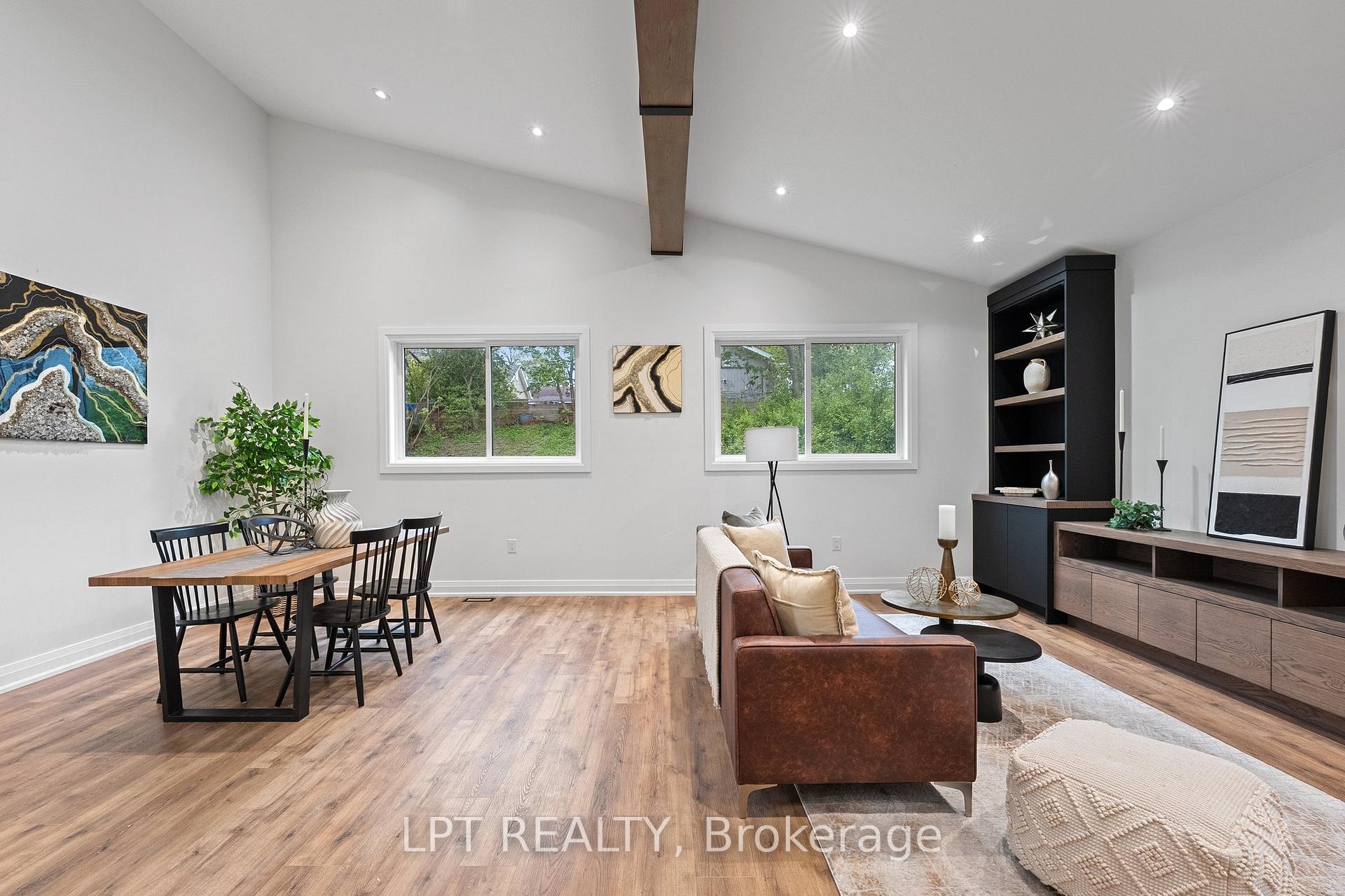 Photo 14 of 168 Berczy Street, Barrie, Wellington — HOMEH