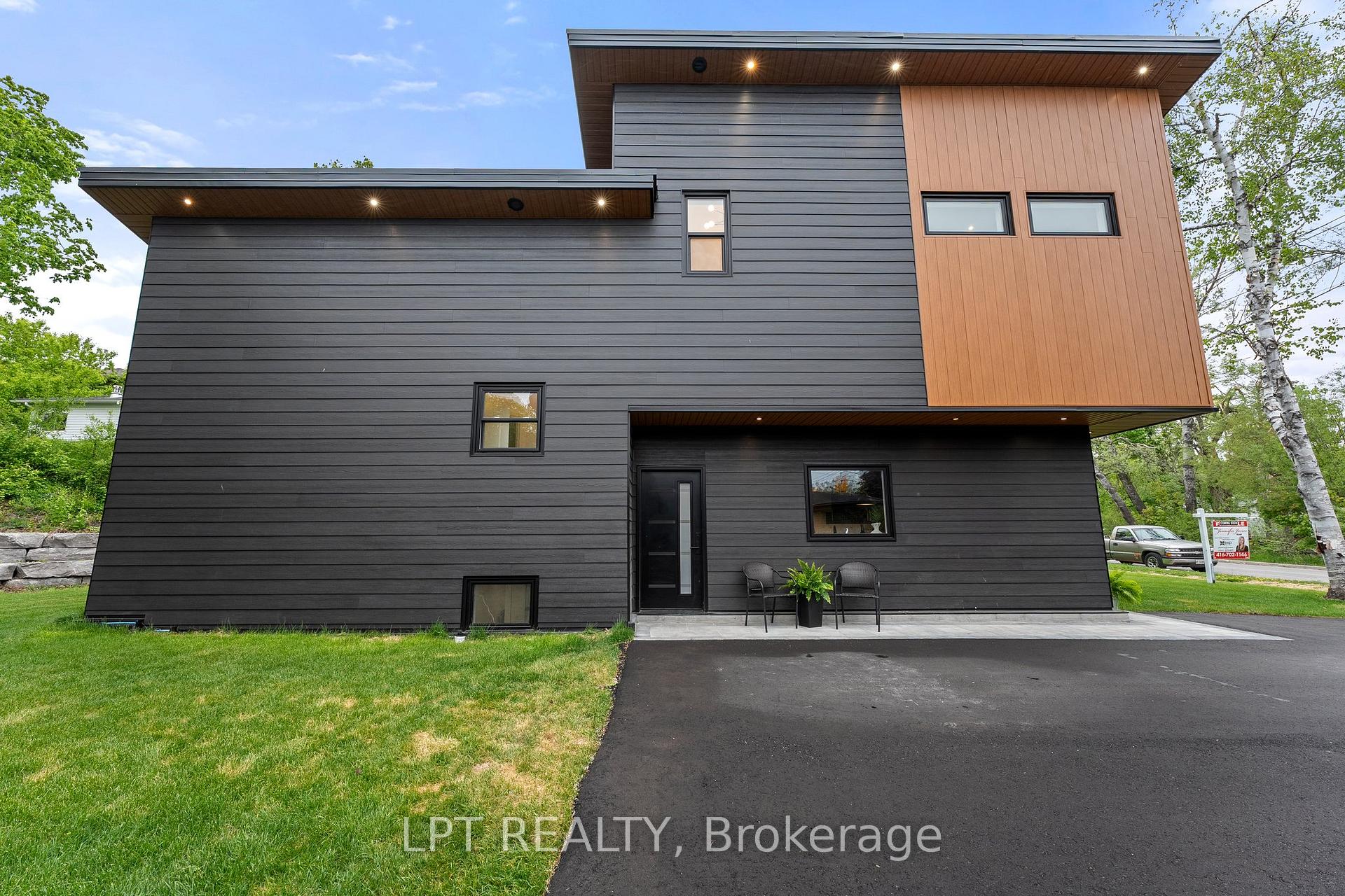 Photo 29 of 168 Berczy Street, Barrie, Wellington — HOMEH