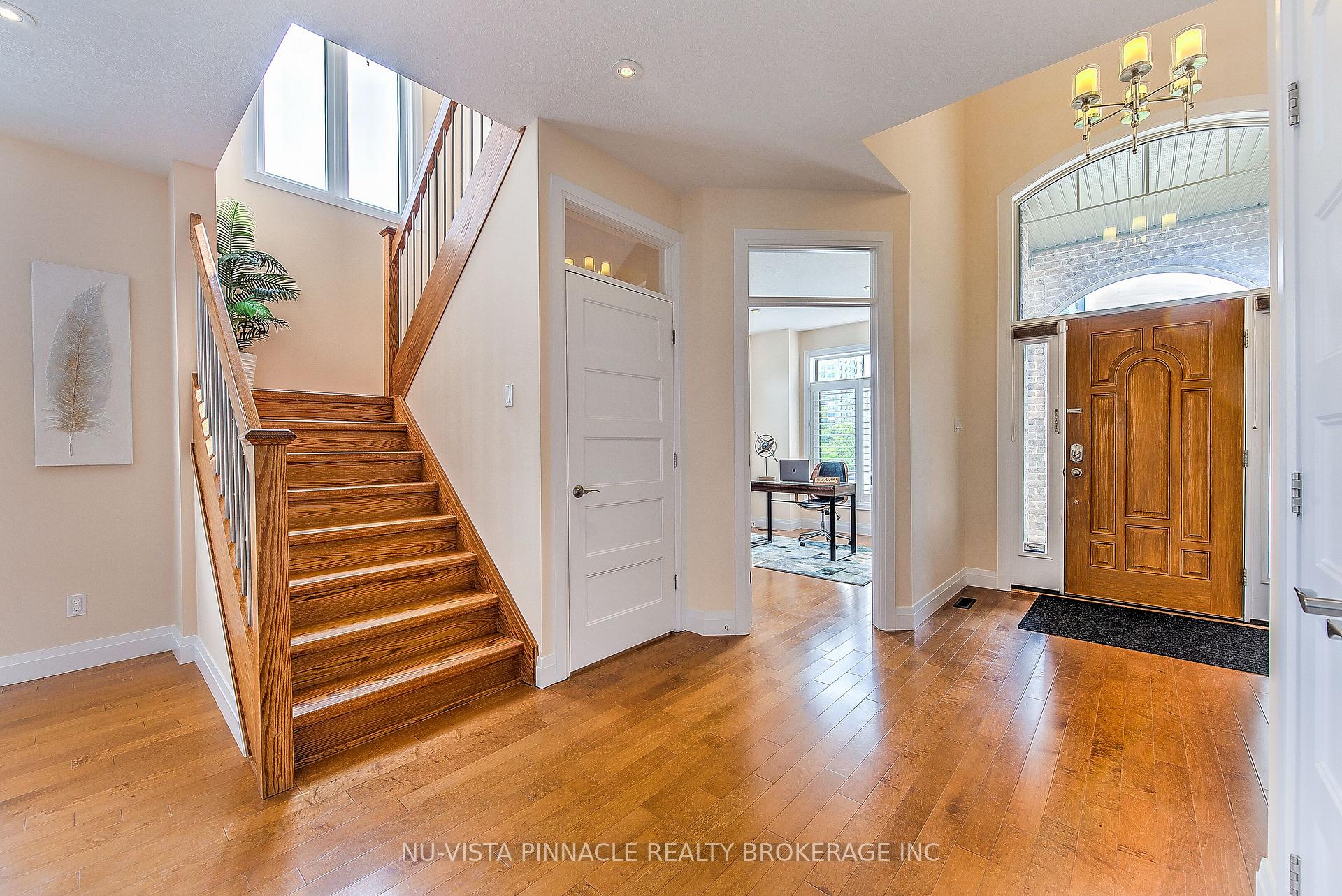Photo 24 of 738 Hickoryridge Common, London, North R — HOMEH
