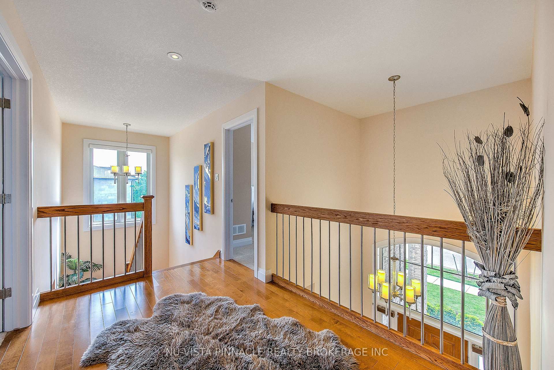 Photo 25 of 738 Hickoryridge Common, London, North R — HOMEH